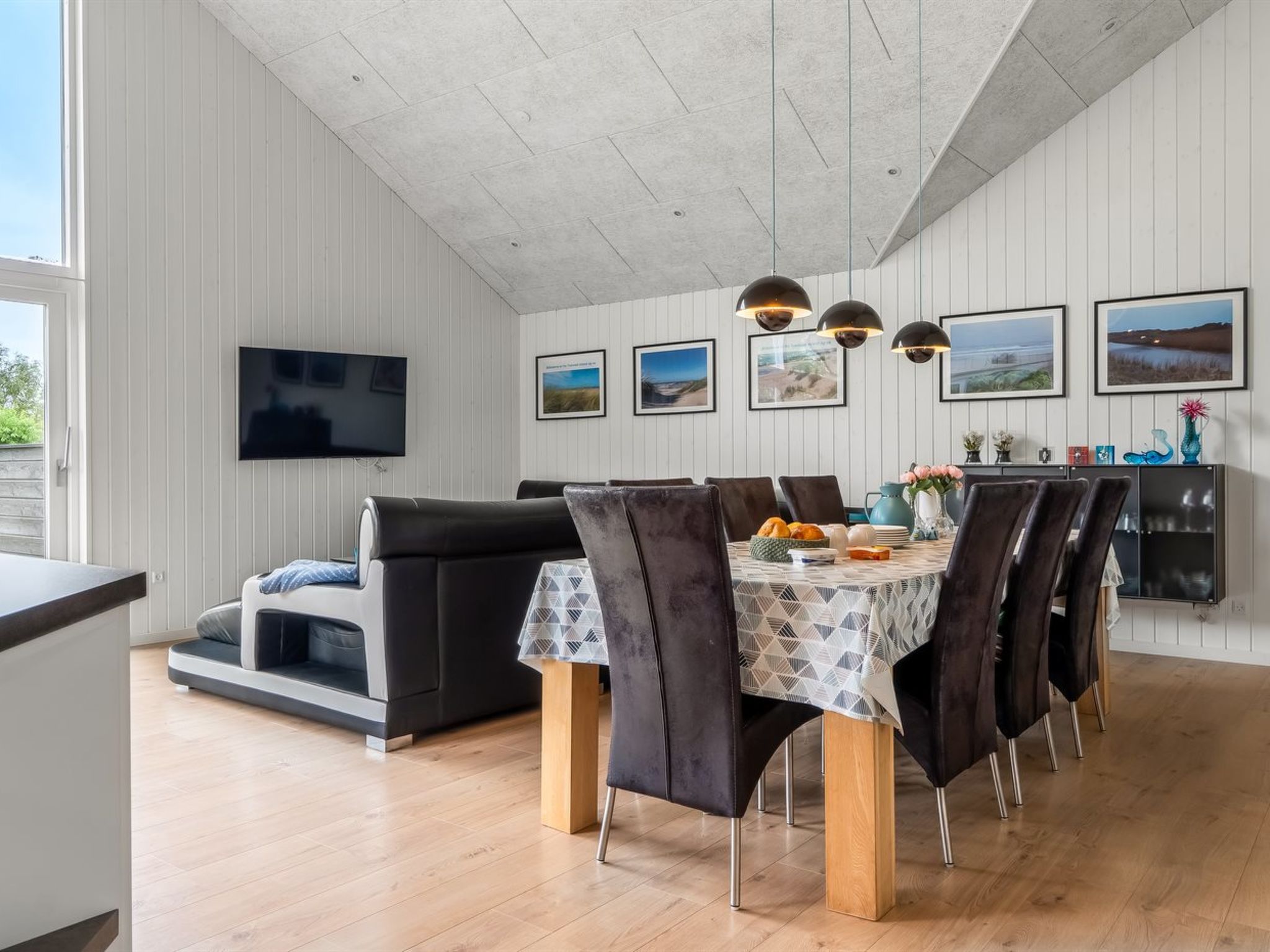 "Sunna" - 1.2km from the sea - Binnen