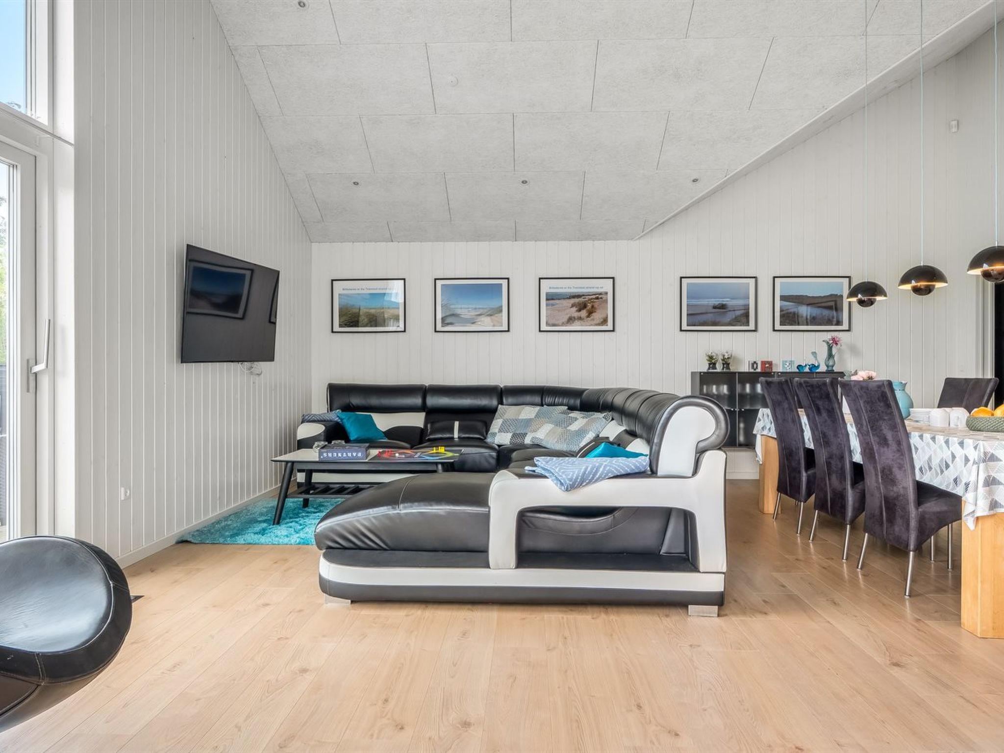 "Sunna" - 1.2km from the sea - Binnen