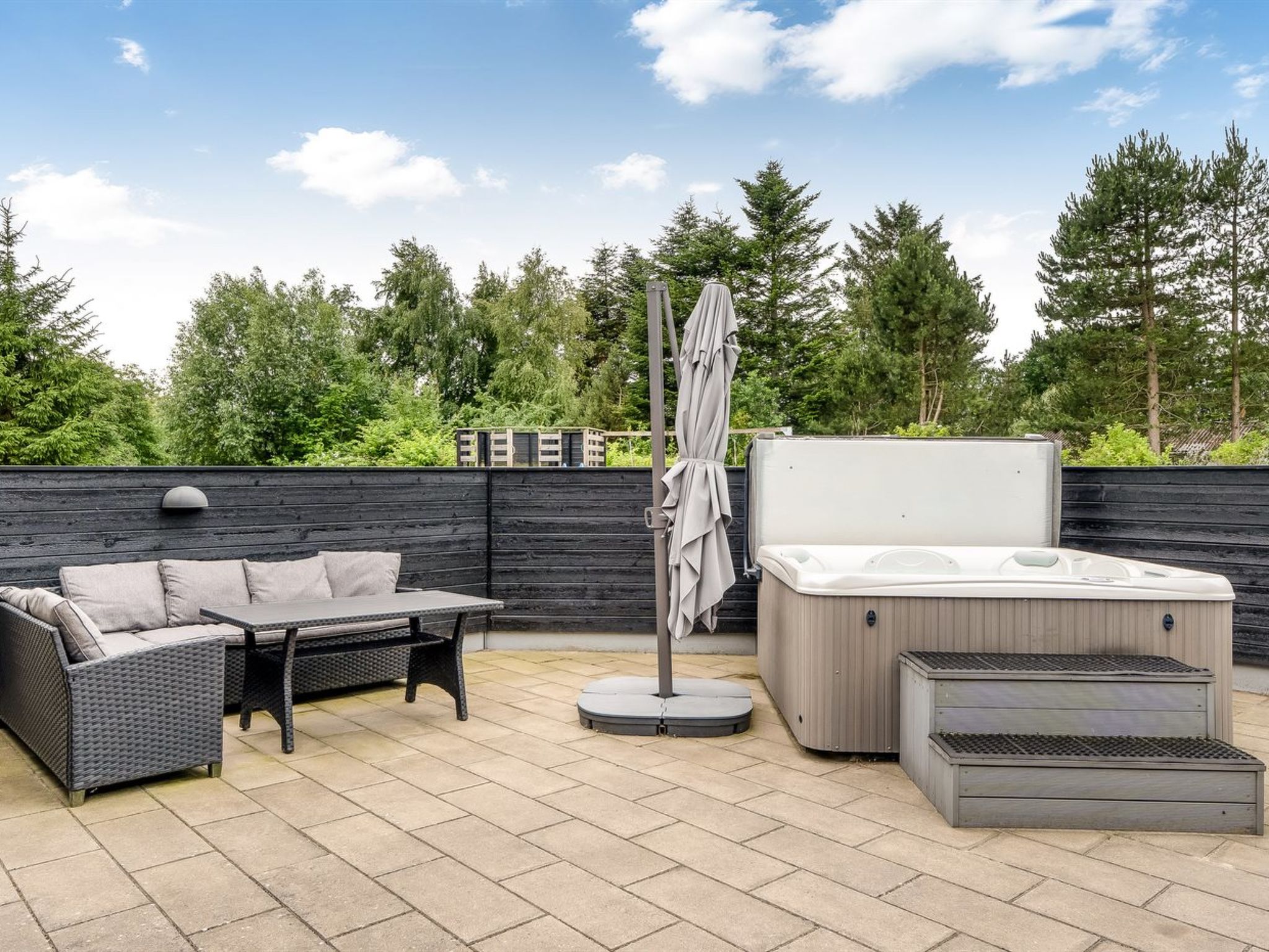 "Sunna" - 1.2km from the sea - Buiten