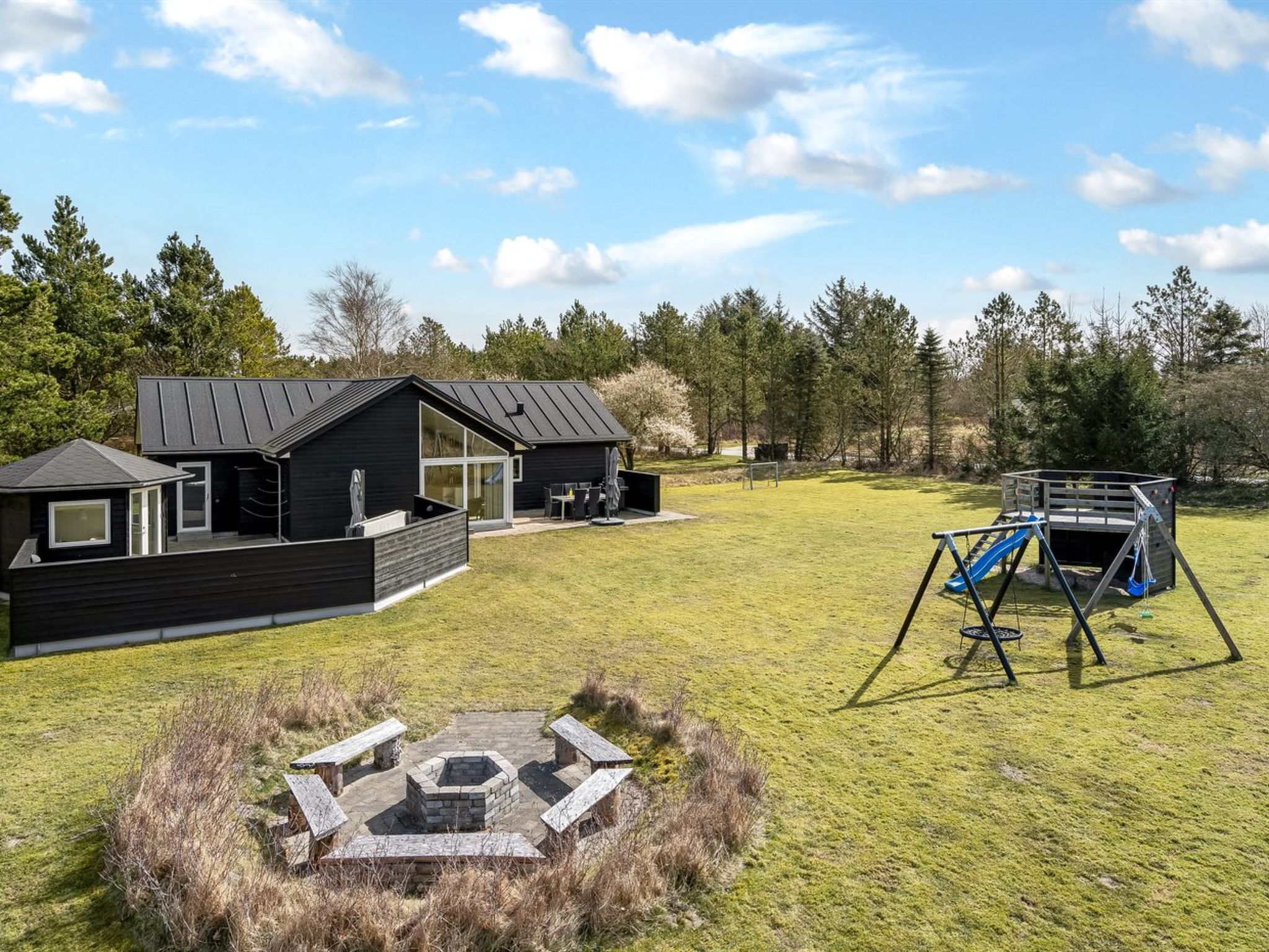 "Sunna" - 1.2km from the sea