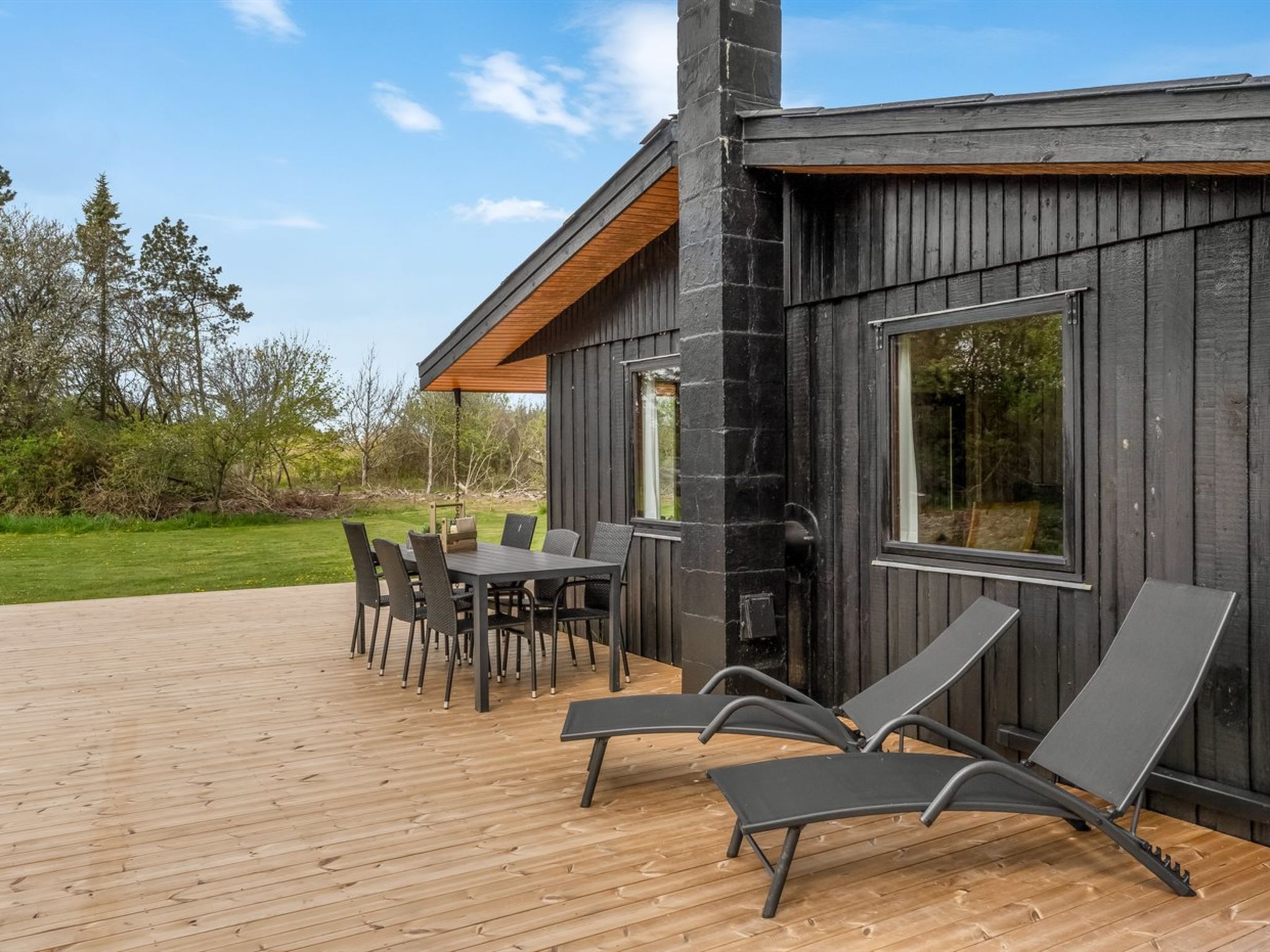 "Wenche" - 840m from the sea - Buiten