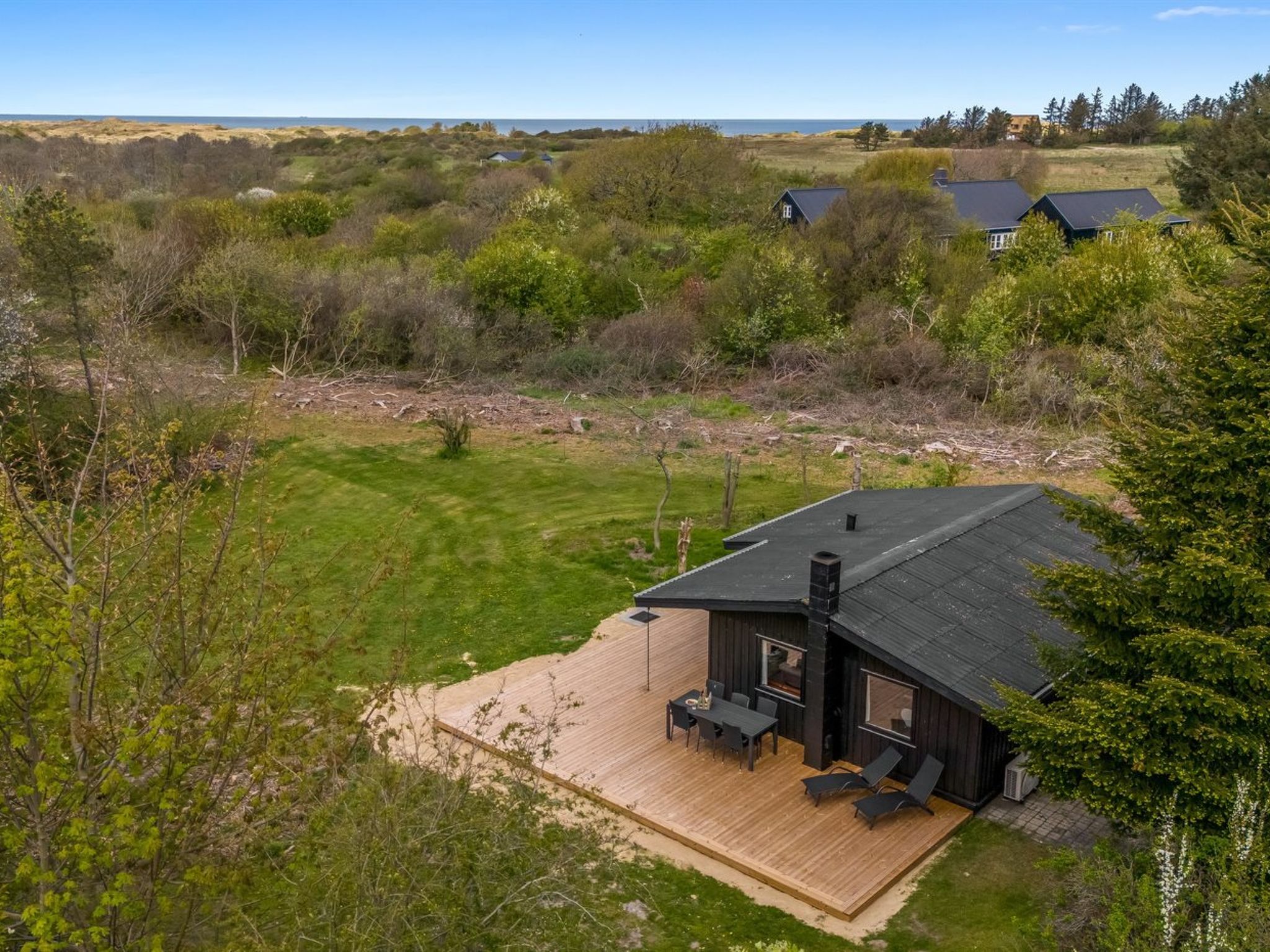 "Wenche" - 840m from the sea - Buiten