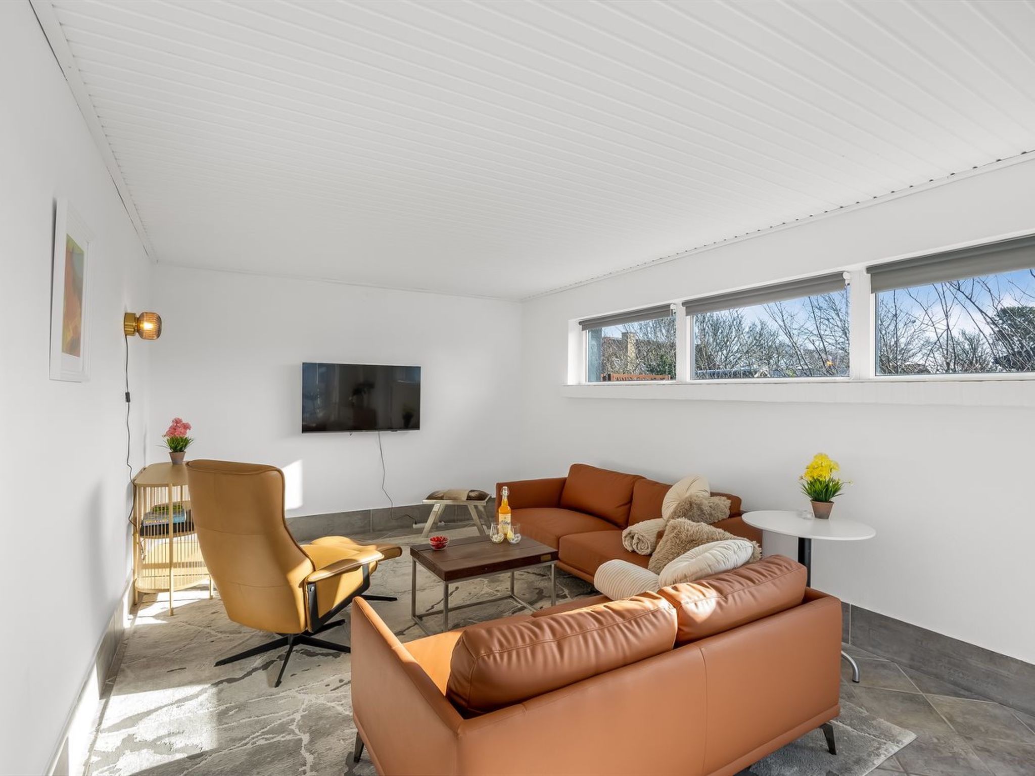 "Falk" - 900m from the sea - Inside