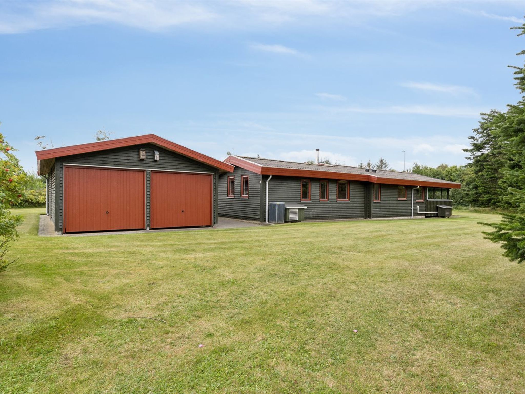 "Christiern" - 600m from the sea - Outside