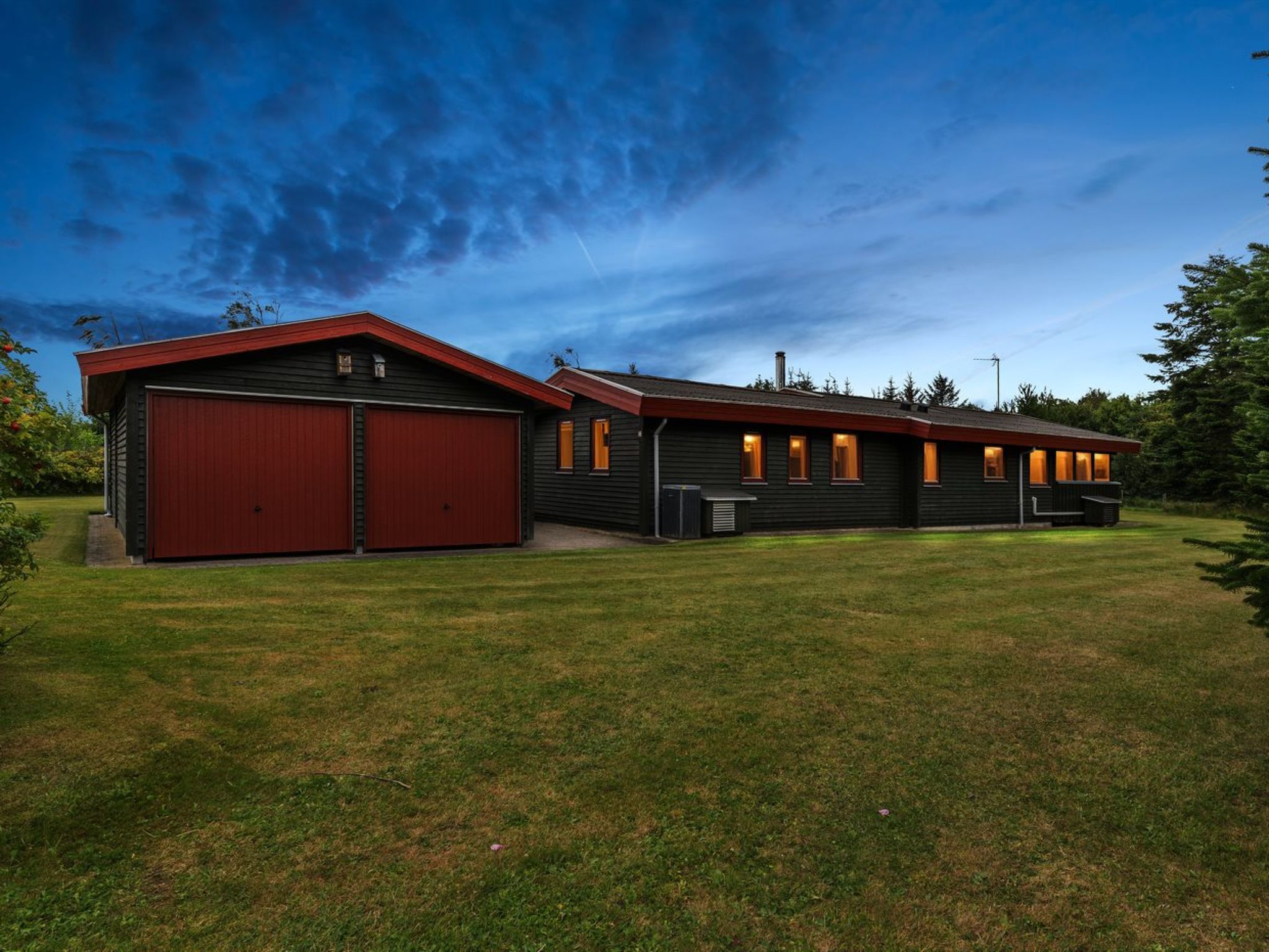 "Christiern" - 600m from the sea - Outside