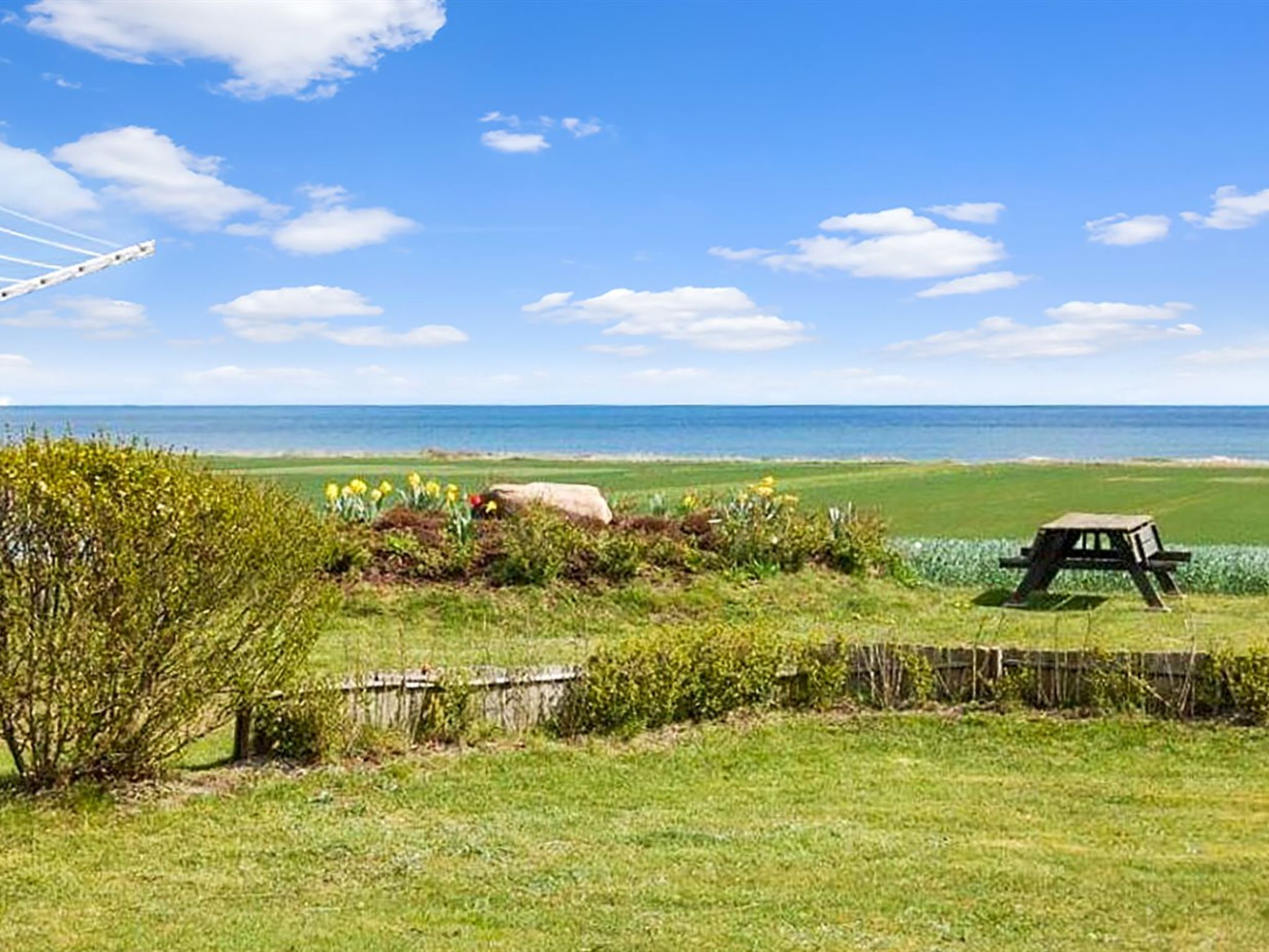 "Lilibeth" - 300m from the sea