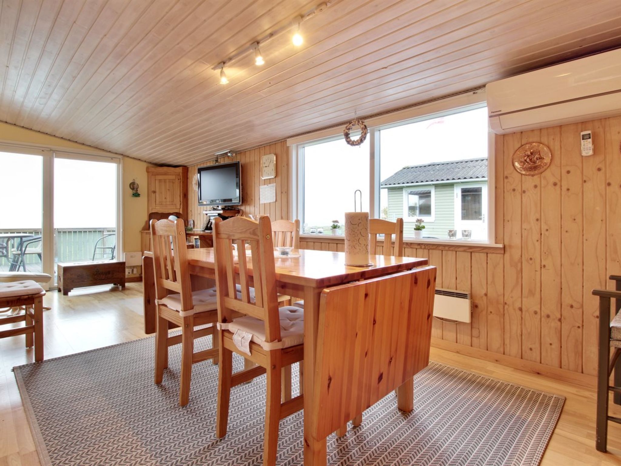 "Lilibeth" - 300m from the sea - Binnen