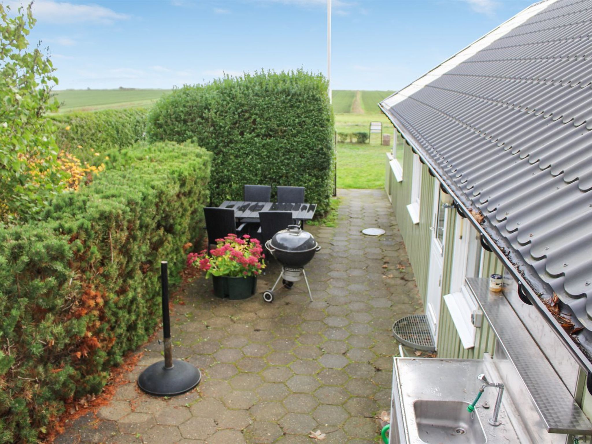 "Lilibeth" - 300m from the sea - Buiten