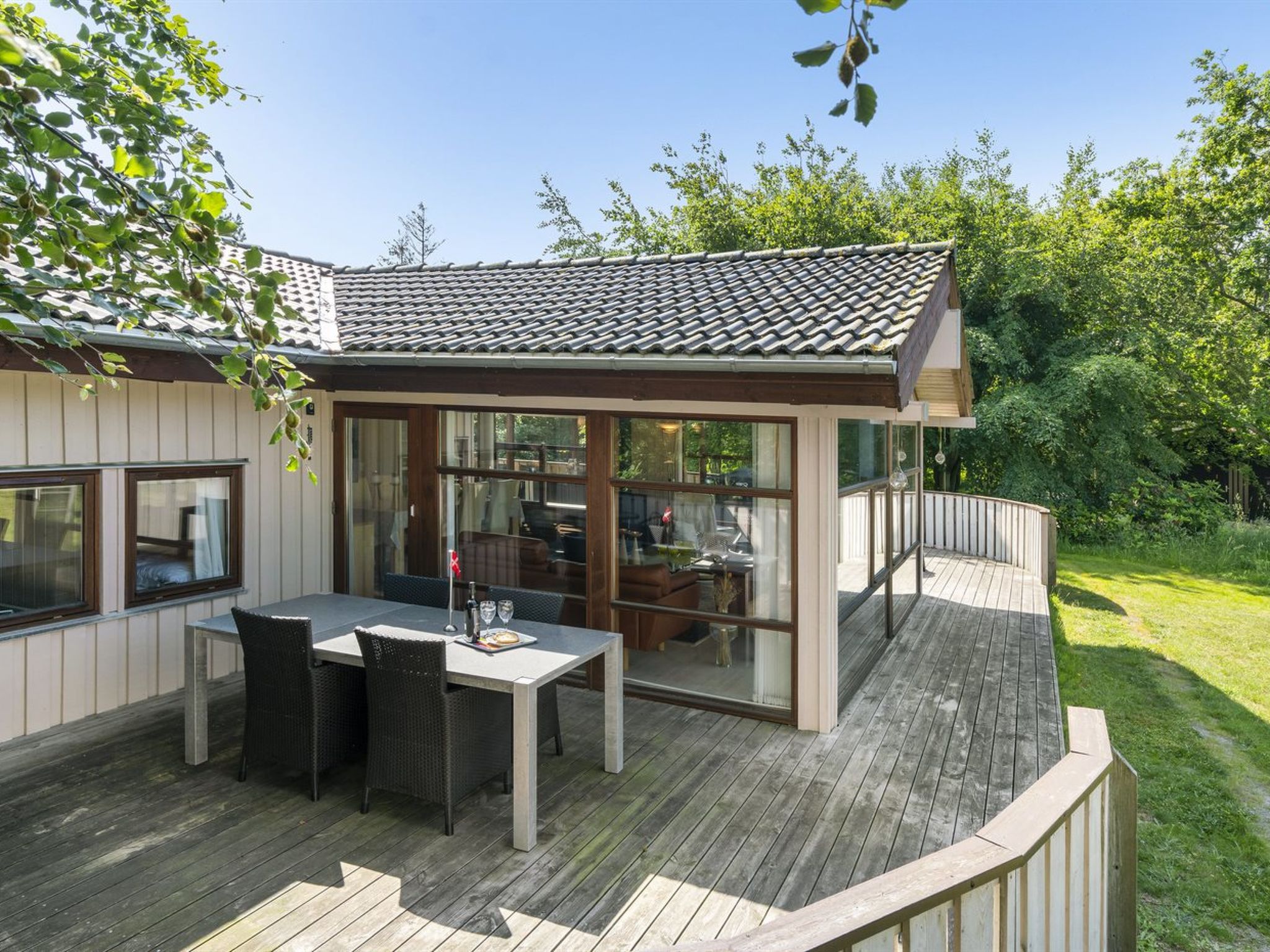 "Leevi" - 150m from the sea - Buiten