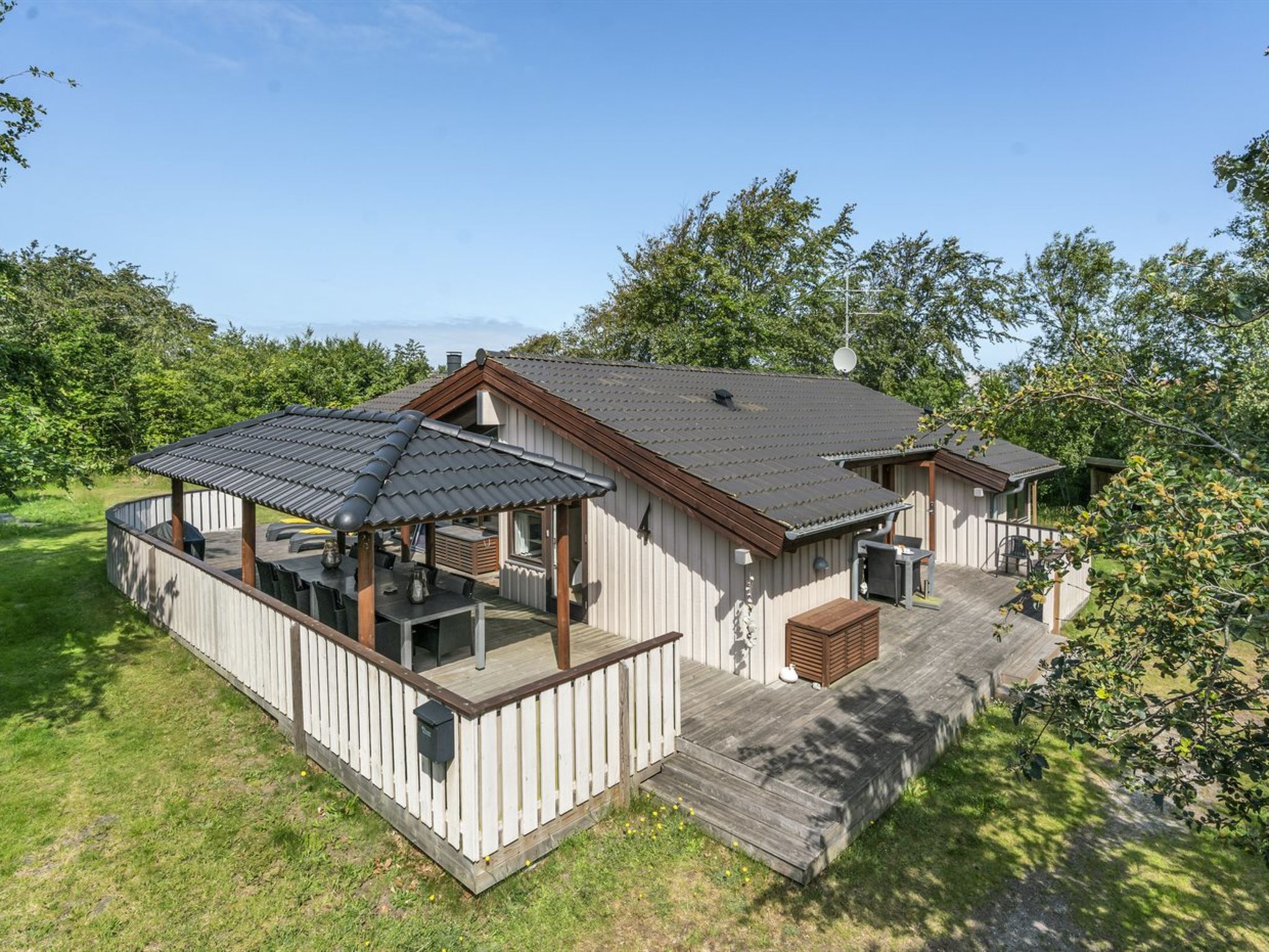 "Leevi" - 150m from the sea-Buiten