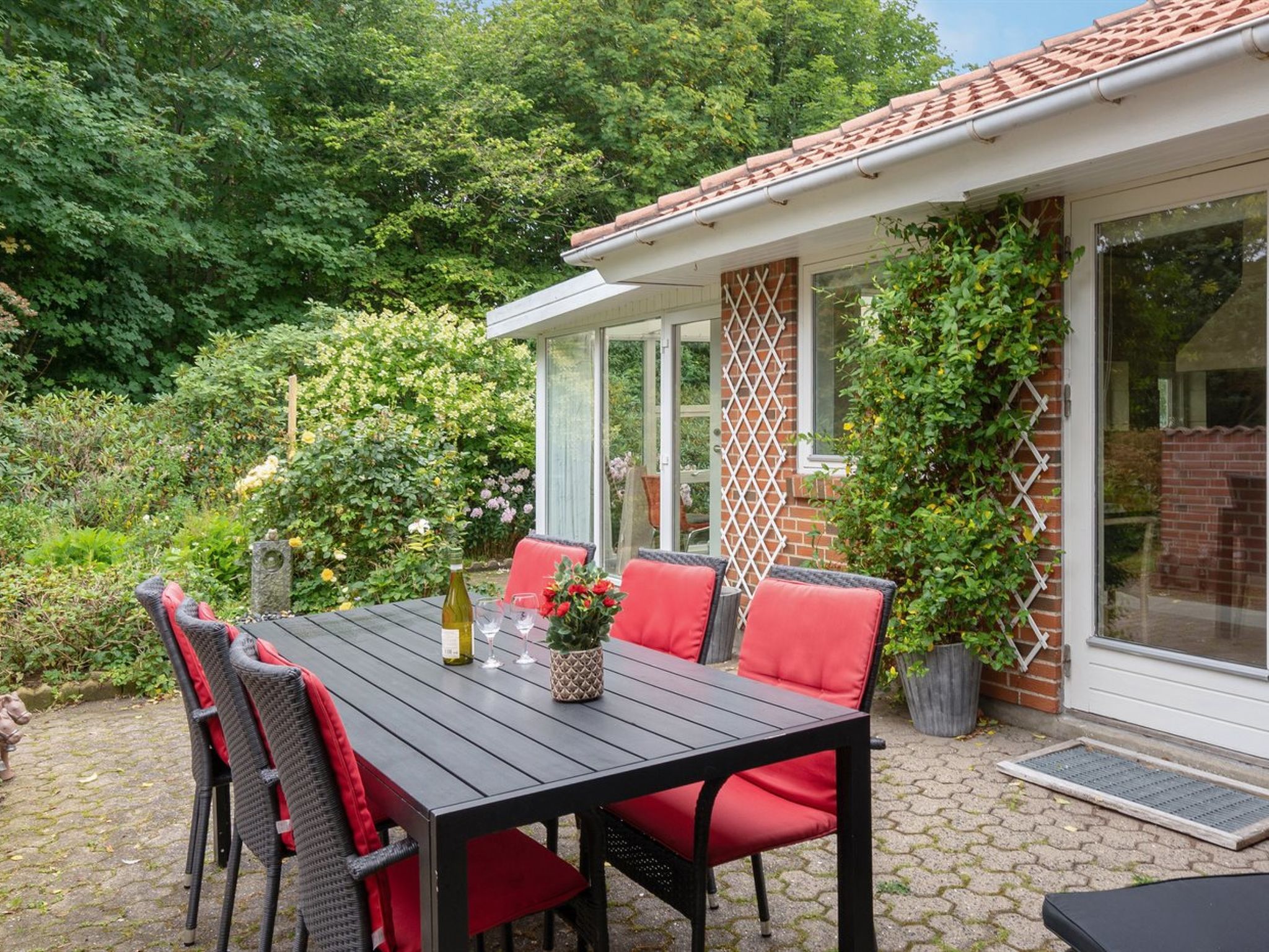 "Maksimilian" - 1.5km from the sea - Buiten