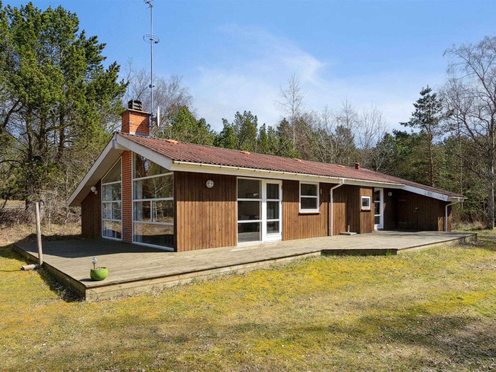 "Nicklas" - 2km from the sea