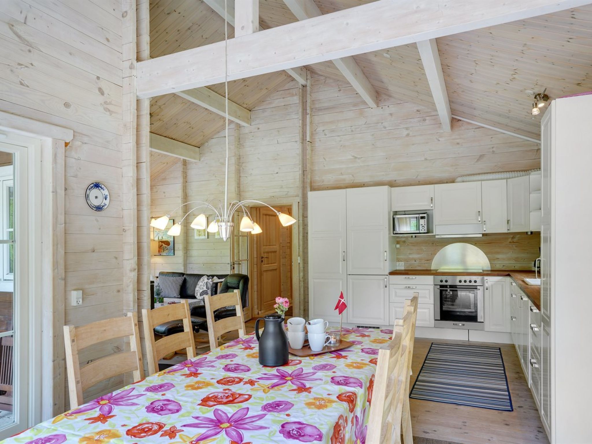 "Rosamunde" - 1.3km from the sea - Binnen