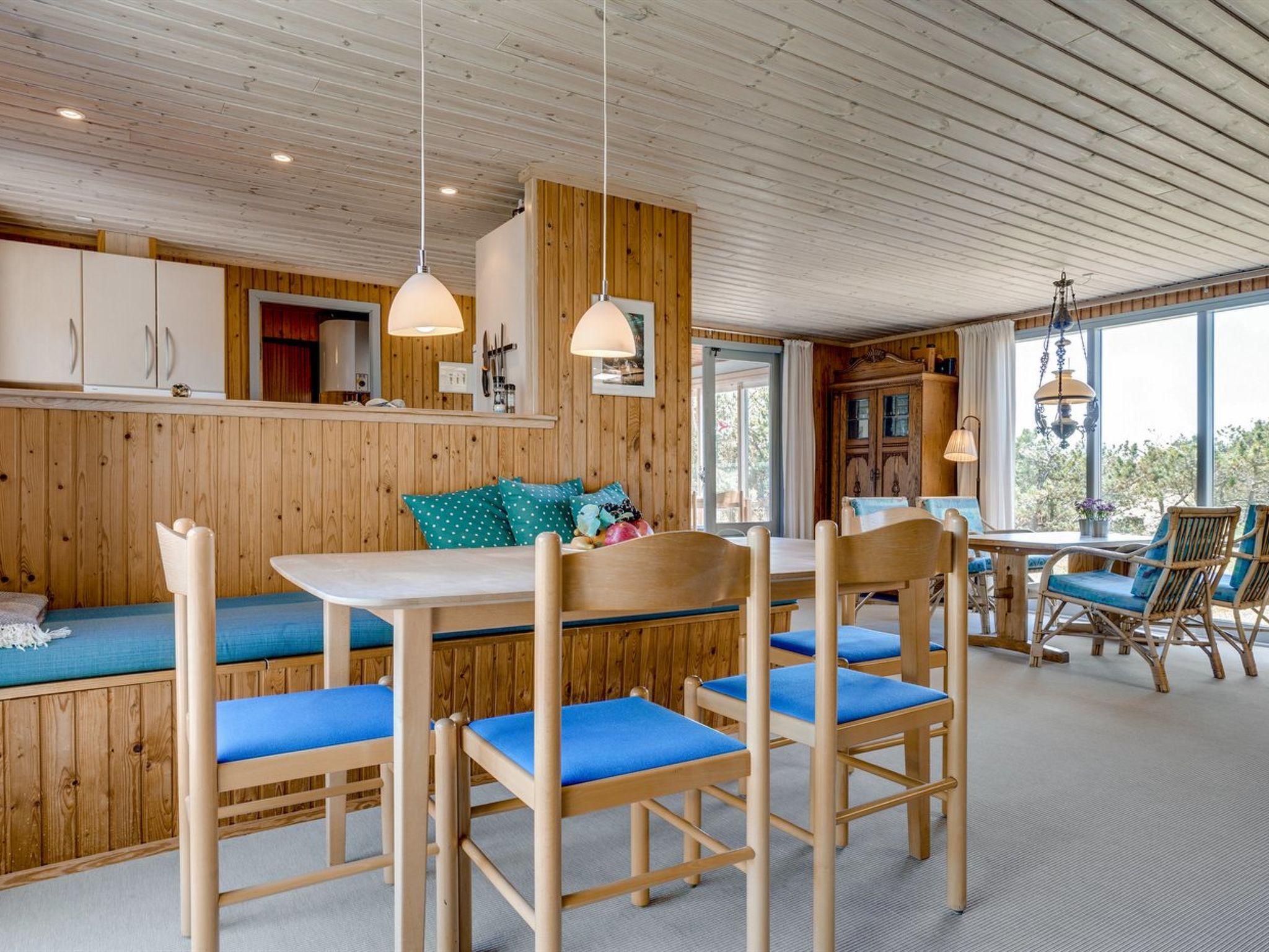 "Petersen" - 50m from the sea - Binnen