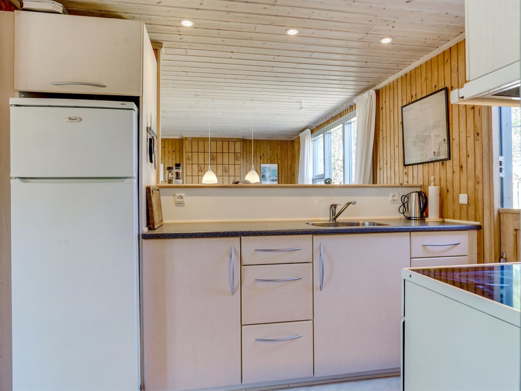 "Petersen" - 50m from the sea - Binnen