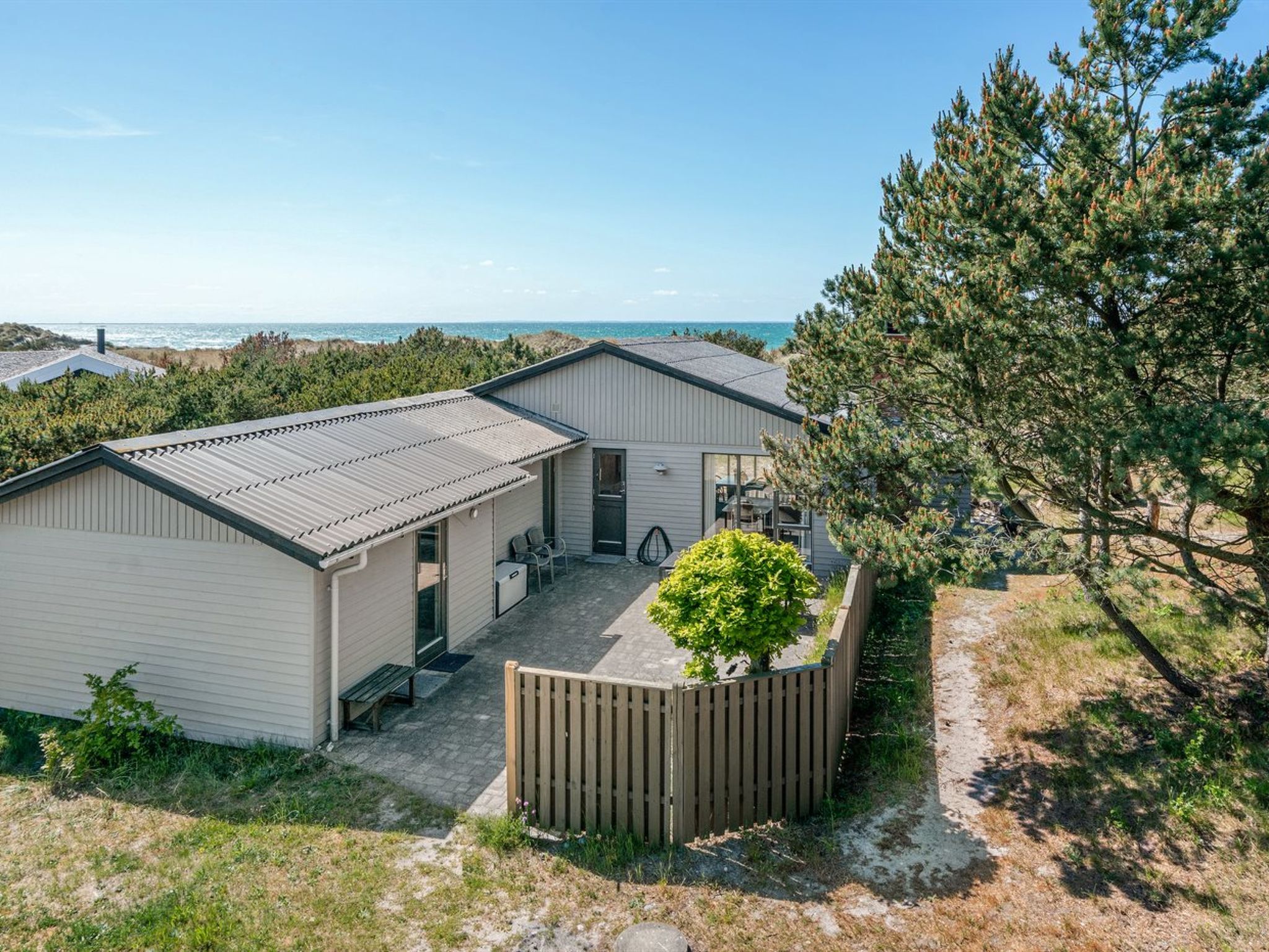 "Petersen" - 50m from the sea