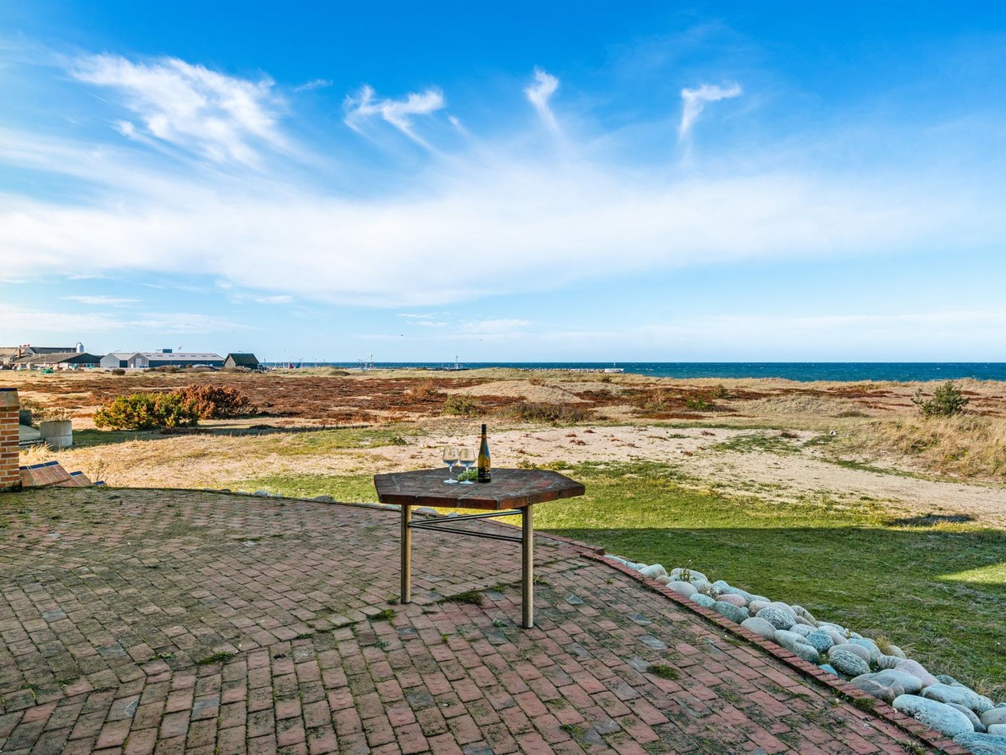 "Solvej" - 120m from the sea - Buiten