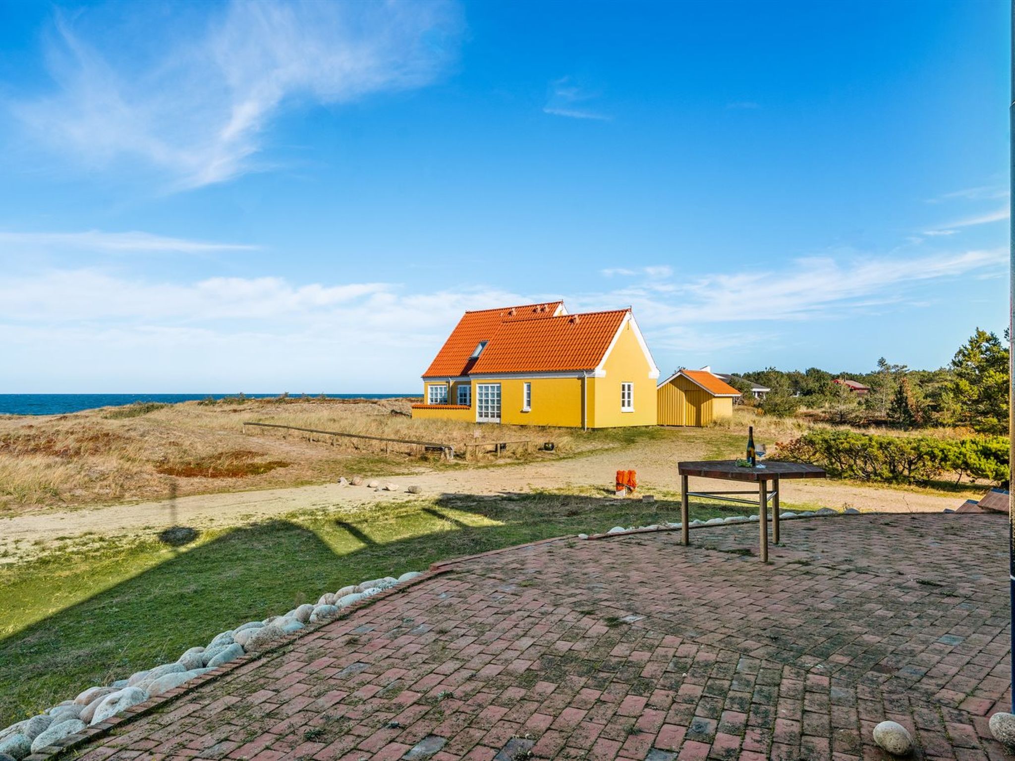 "Solvej" - 120m from the sea - Buiten