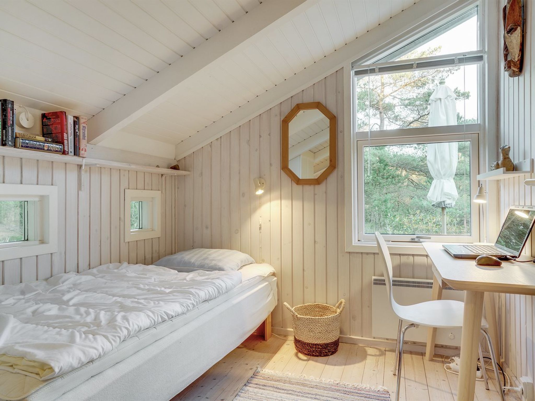 "Helmtrud" - 500m from the sea-Binnen