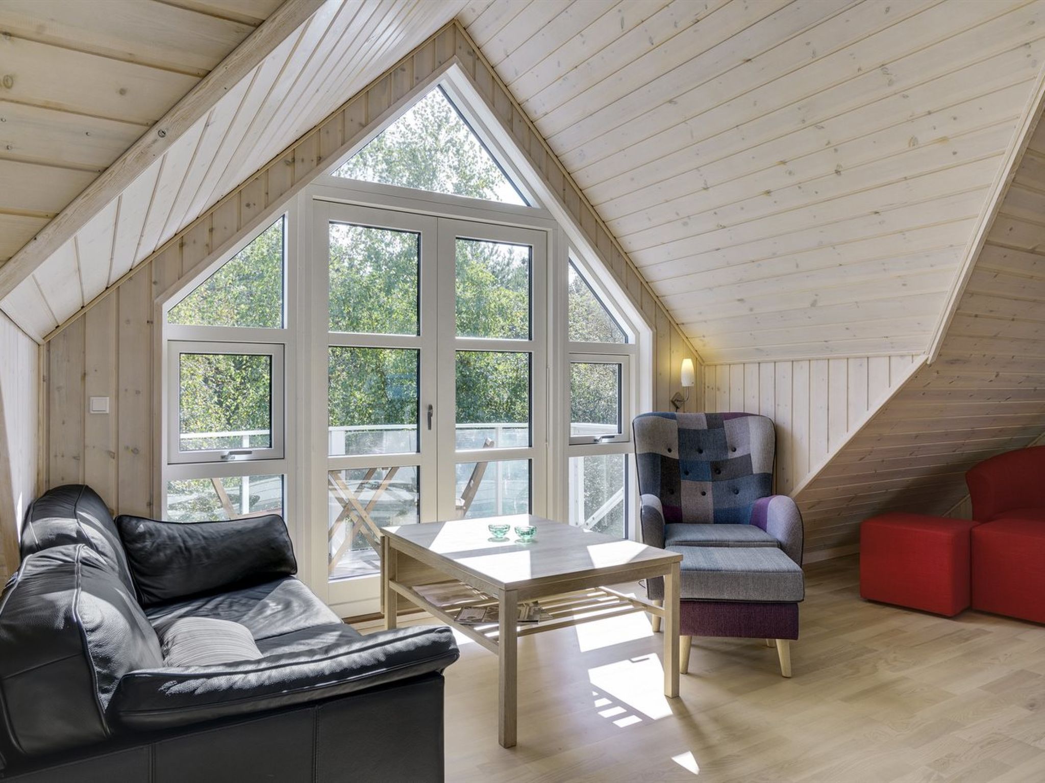 "Henni" - 2.5km from the sea
