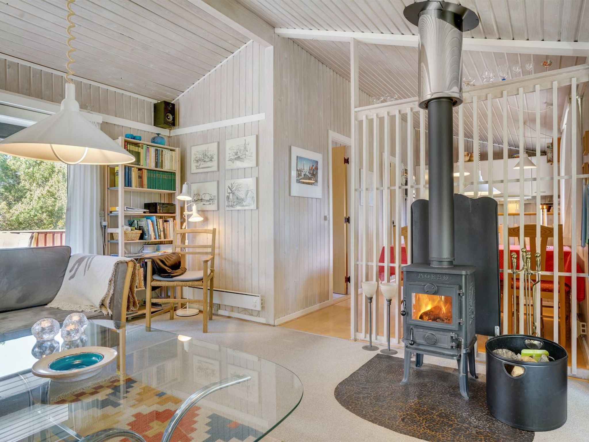 "Hrefna" - 350m from the sea - Drinnen