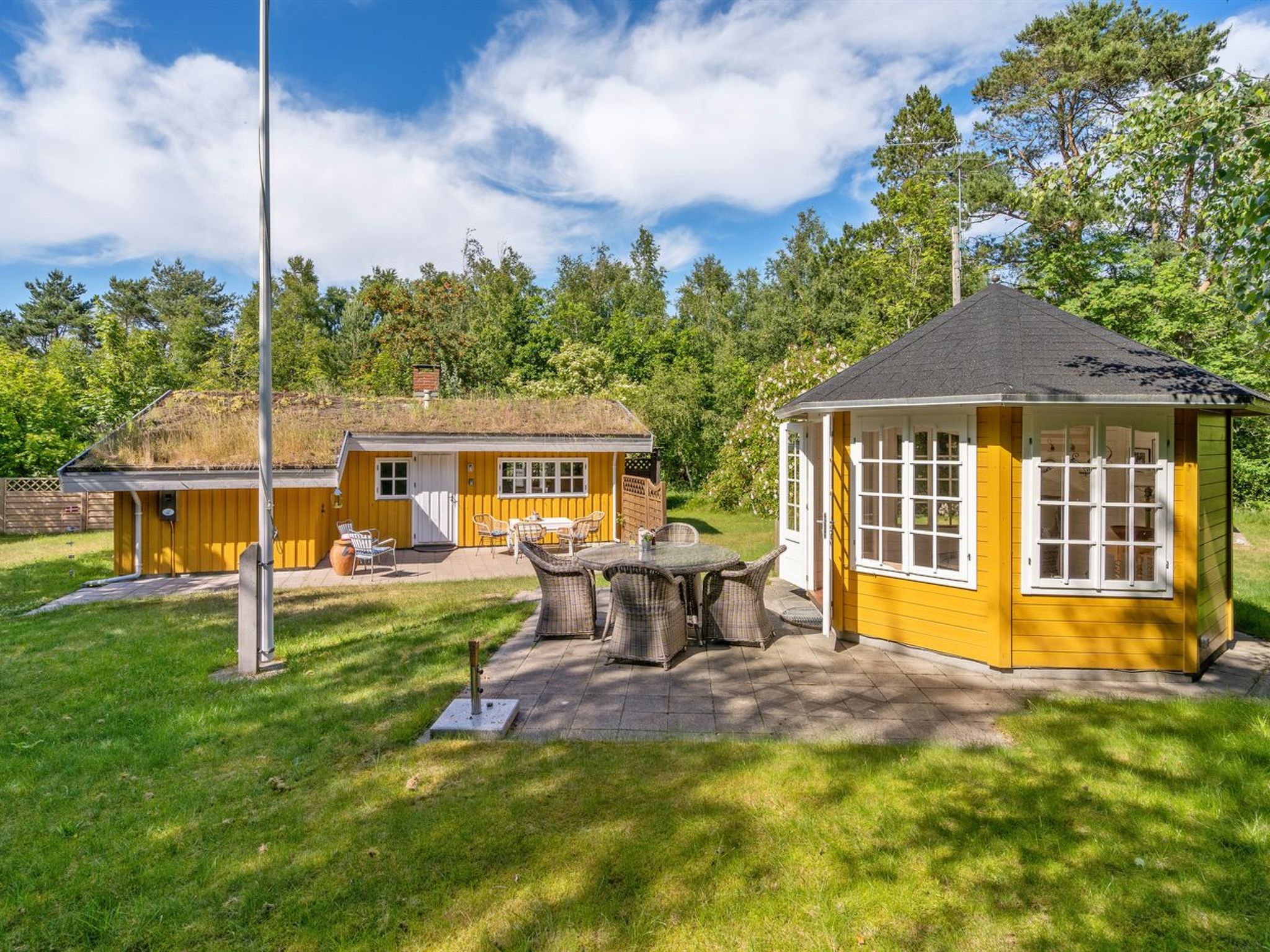 "Mirla" - 300m from the sea - Buiten