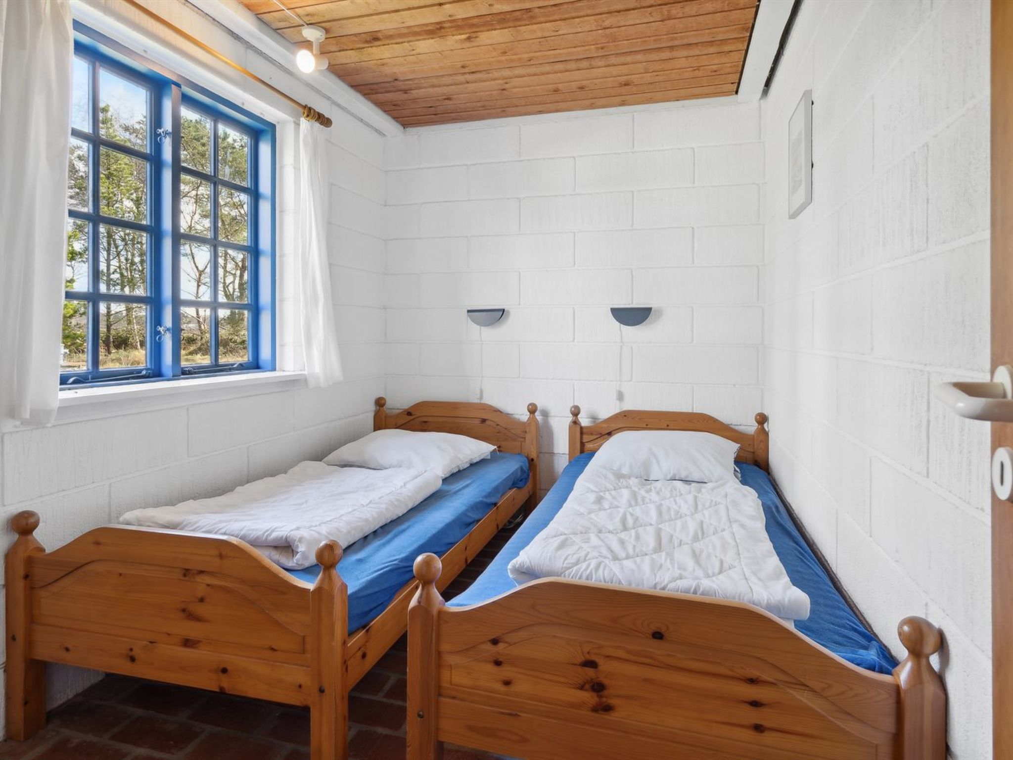 "Ema" - 5km from the sea-Drinnen