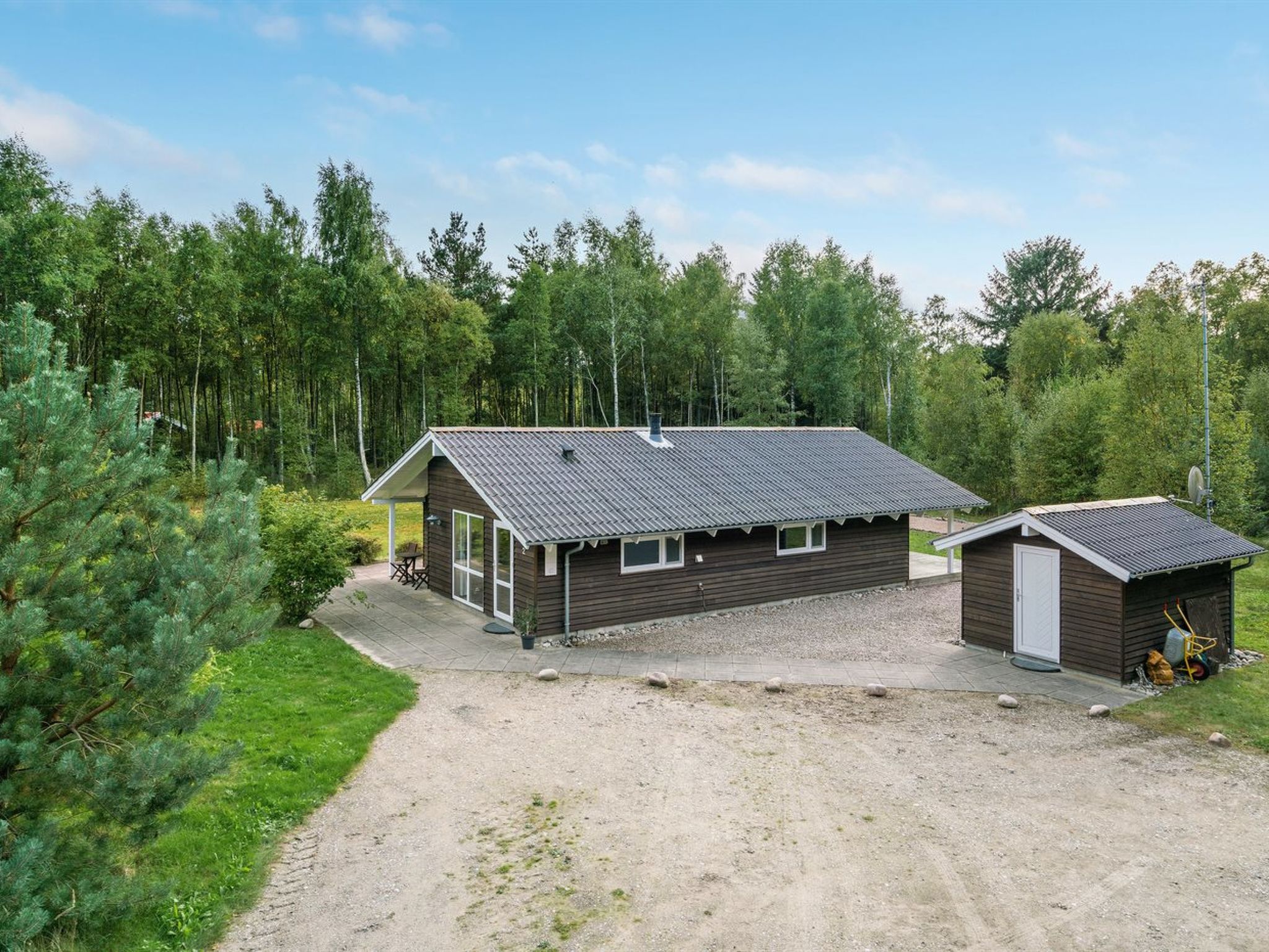 "Thomasine" - 1.5km from the sea
