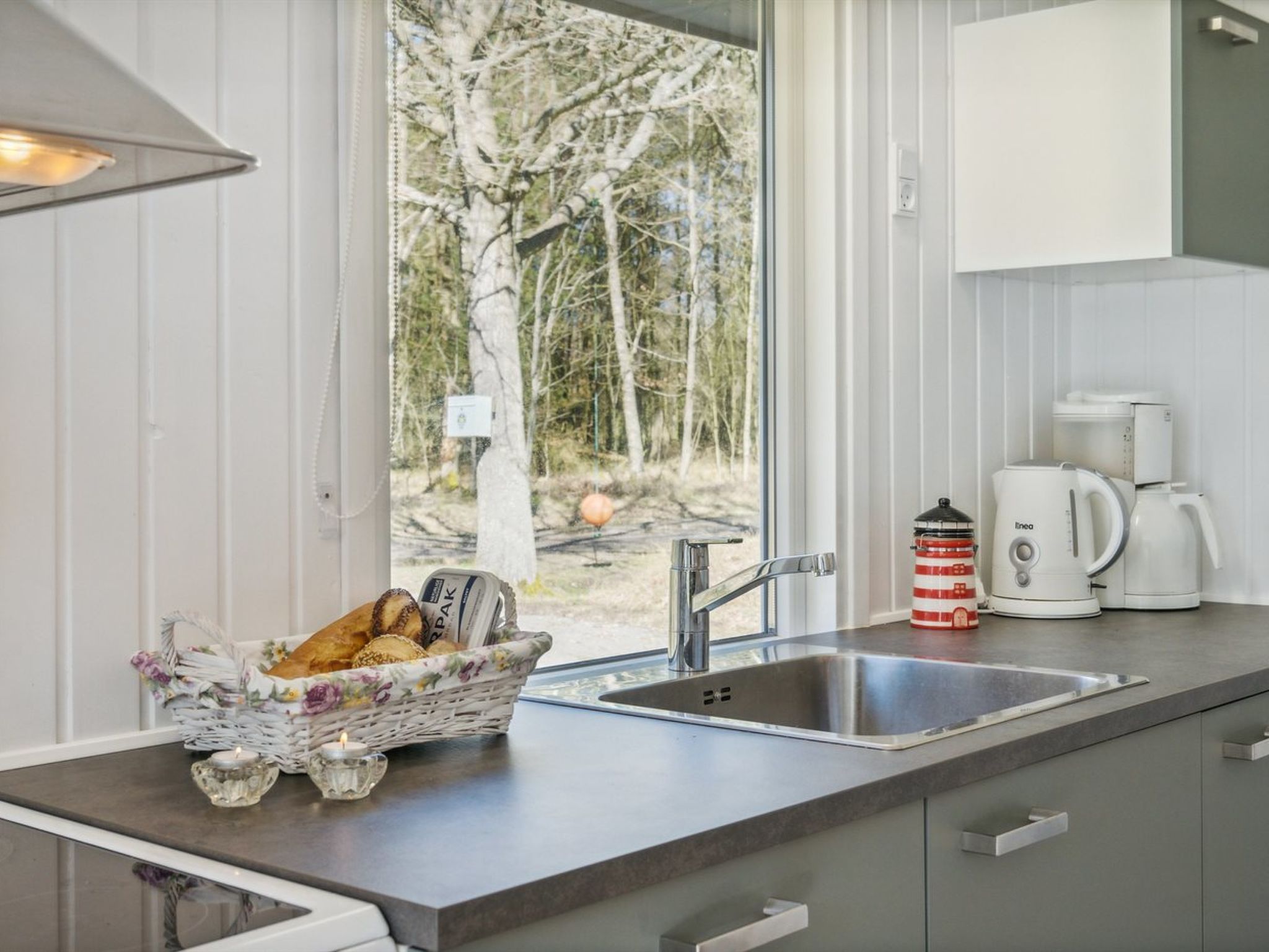 "Apoline" - 5km from the sea - Binnen