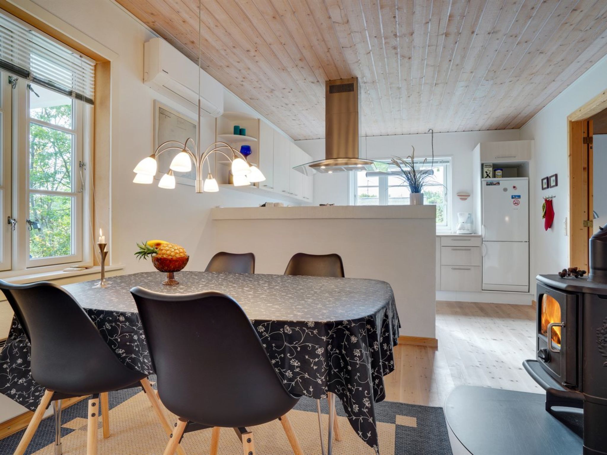 "Hildegunn" - 200m from the sea - Drinnen