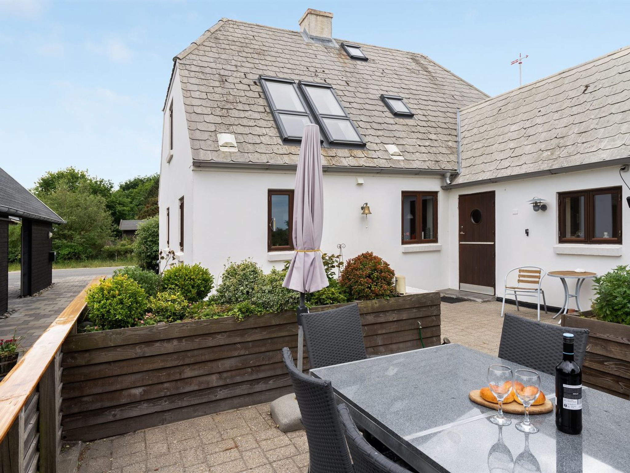 "Eivi" - 150m from the sea - Buiten