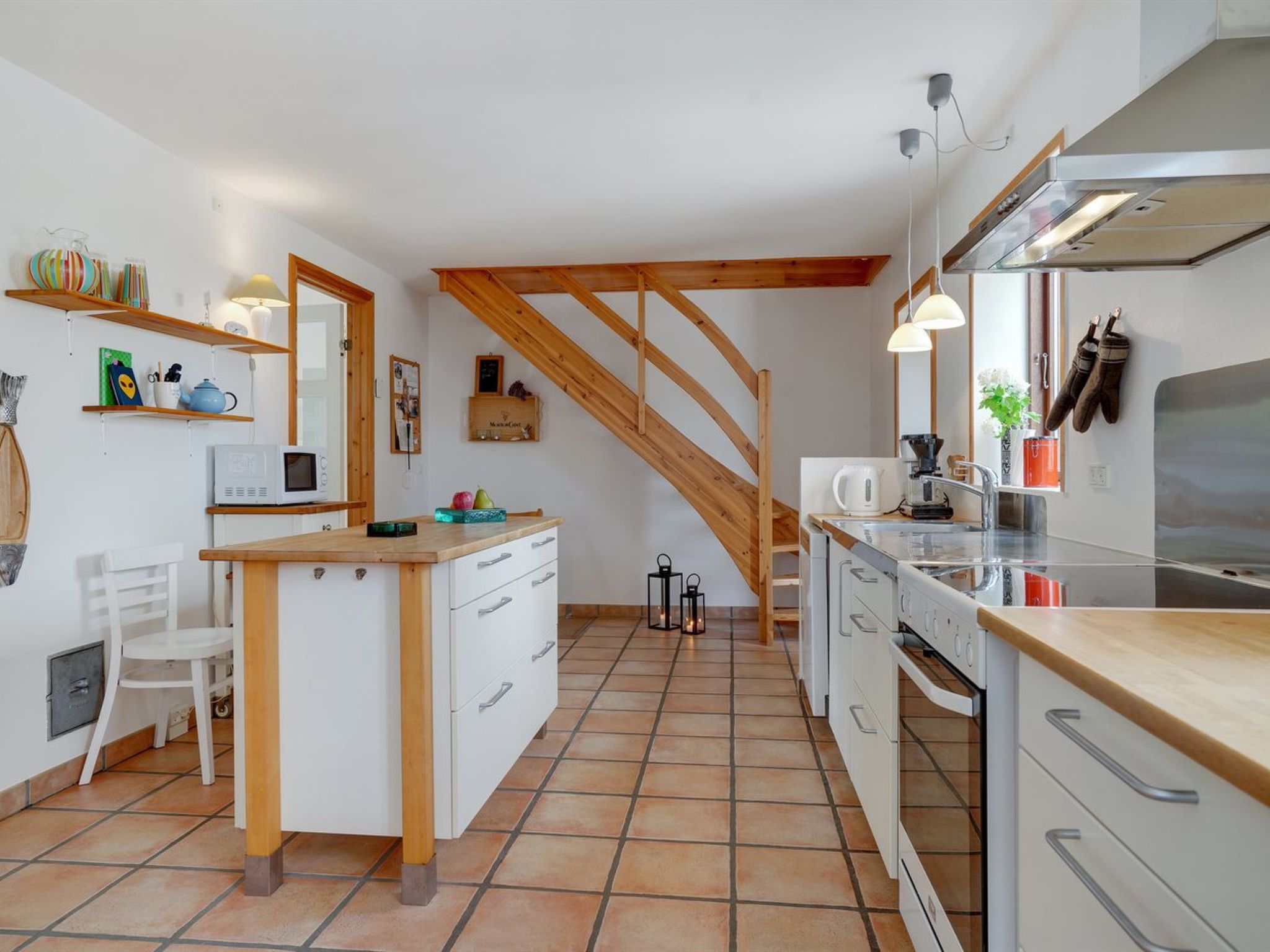 "Eivi" - 150m from the sea - Binnen