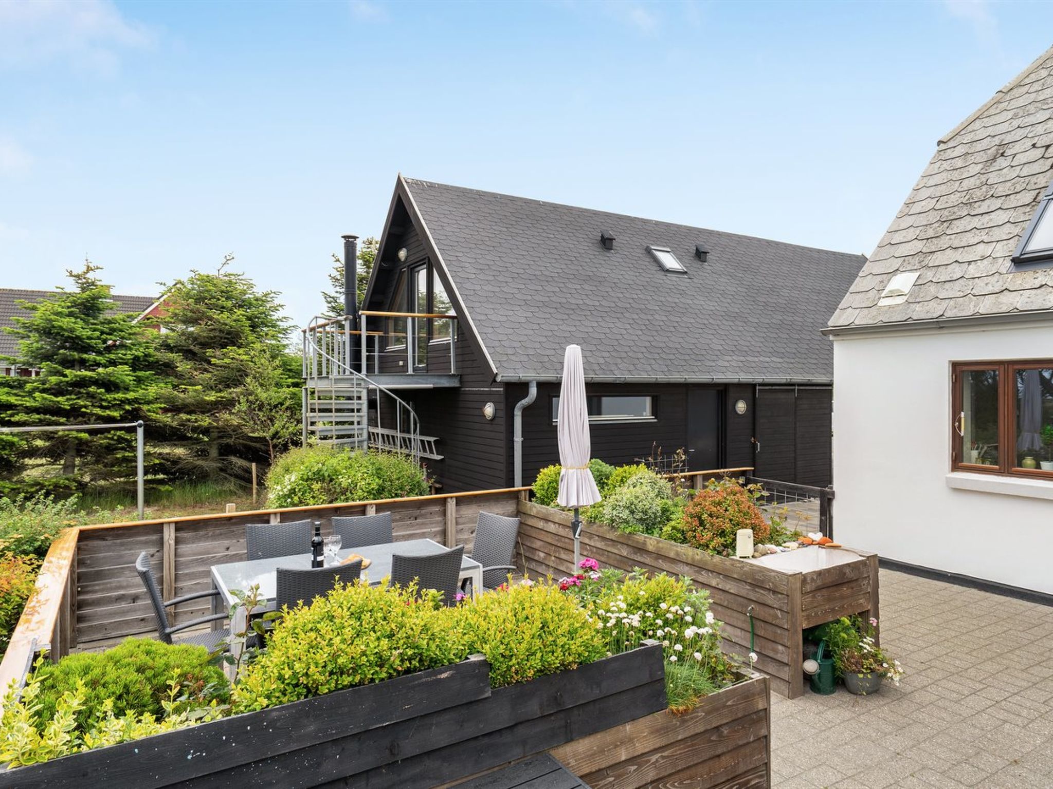 "Eivi" - 150m from the sea - Buiten