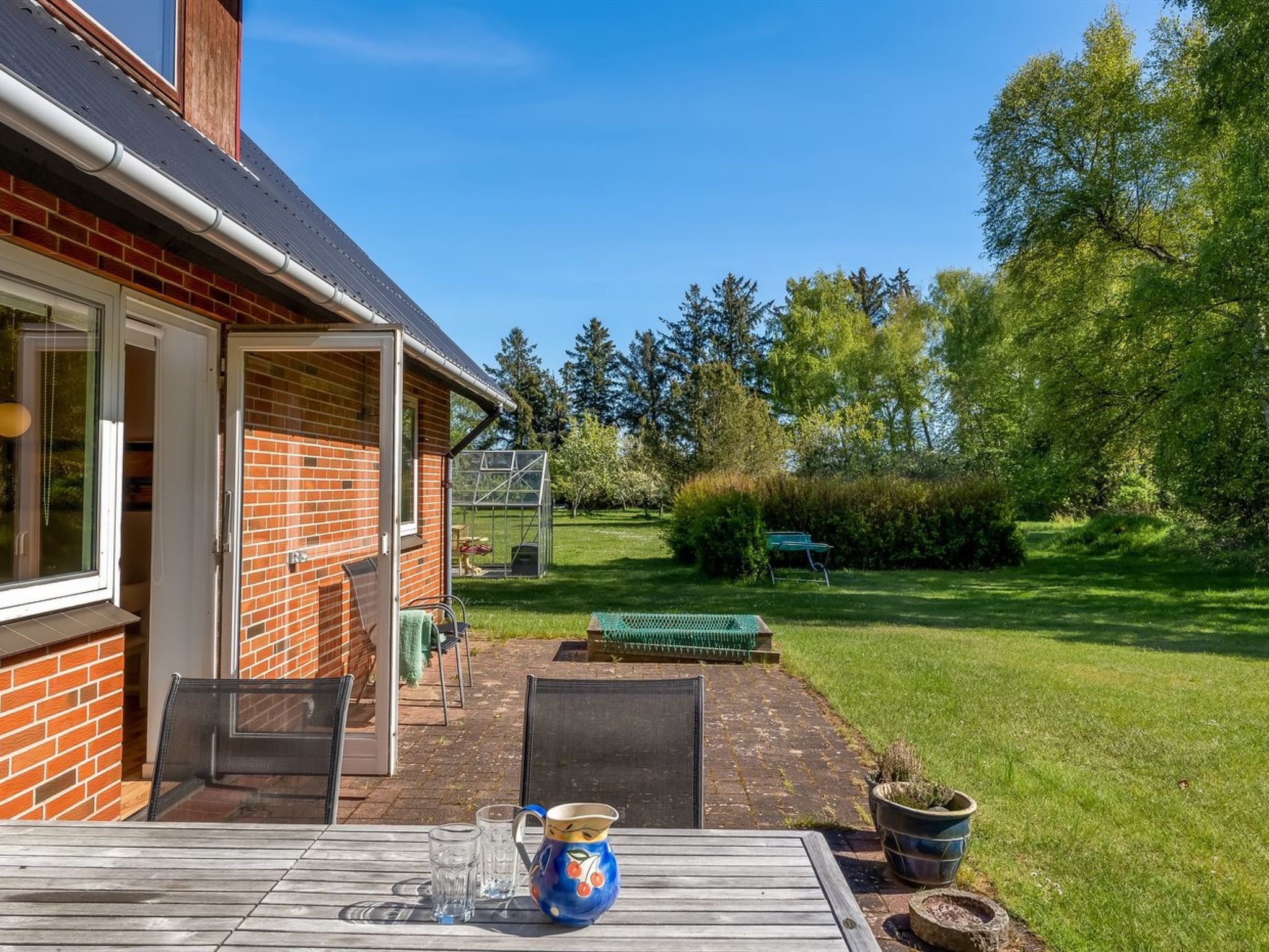 "Ognen" - 1.5km from the sea — Terrace (3 of 18)