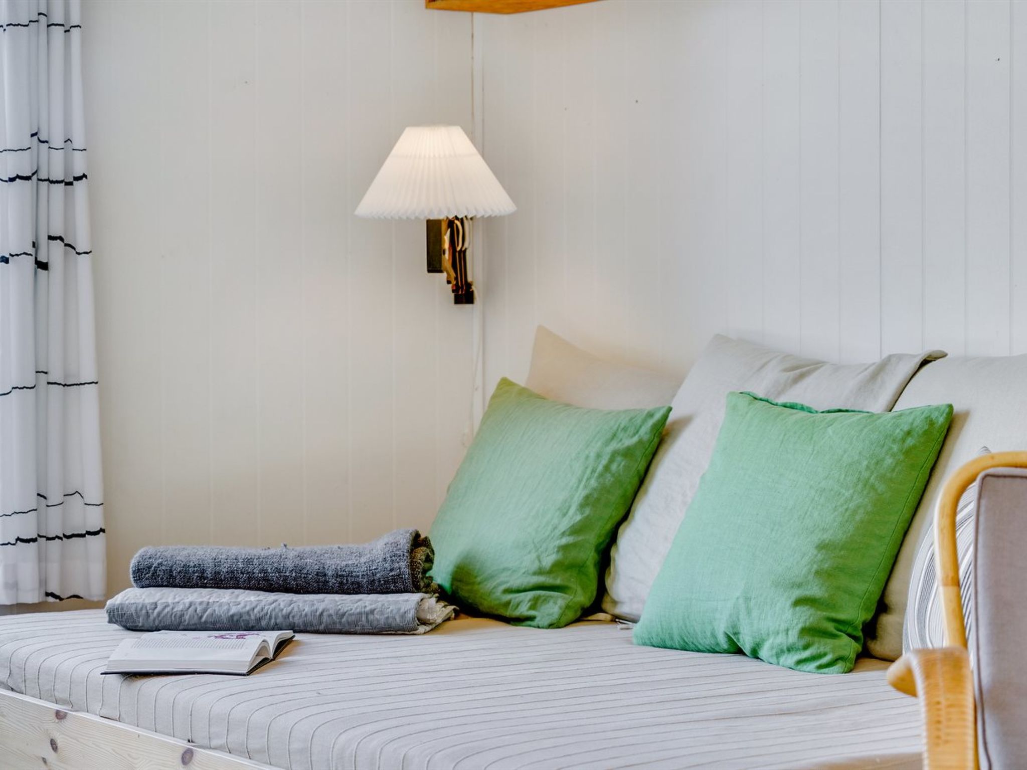 "Shayene" - 2.5km from the sea-Binnen