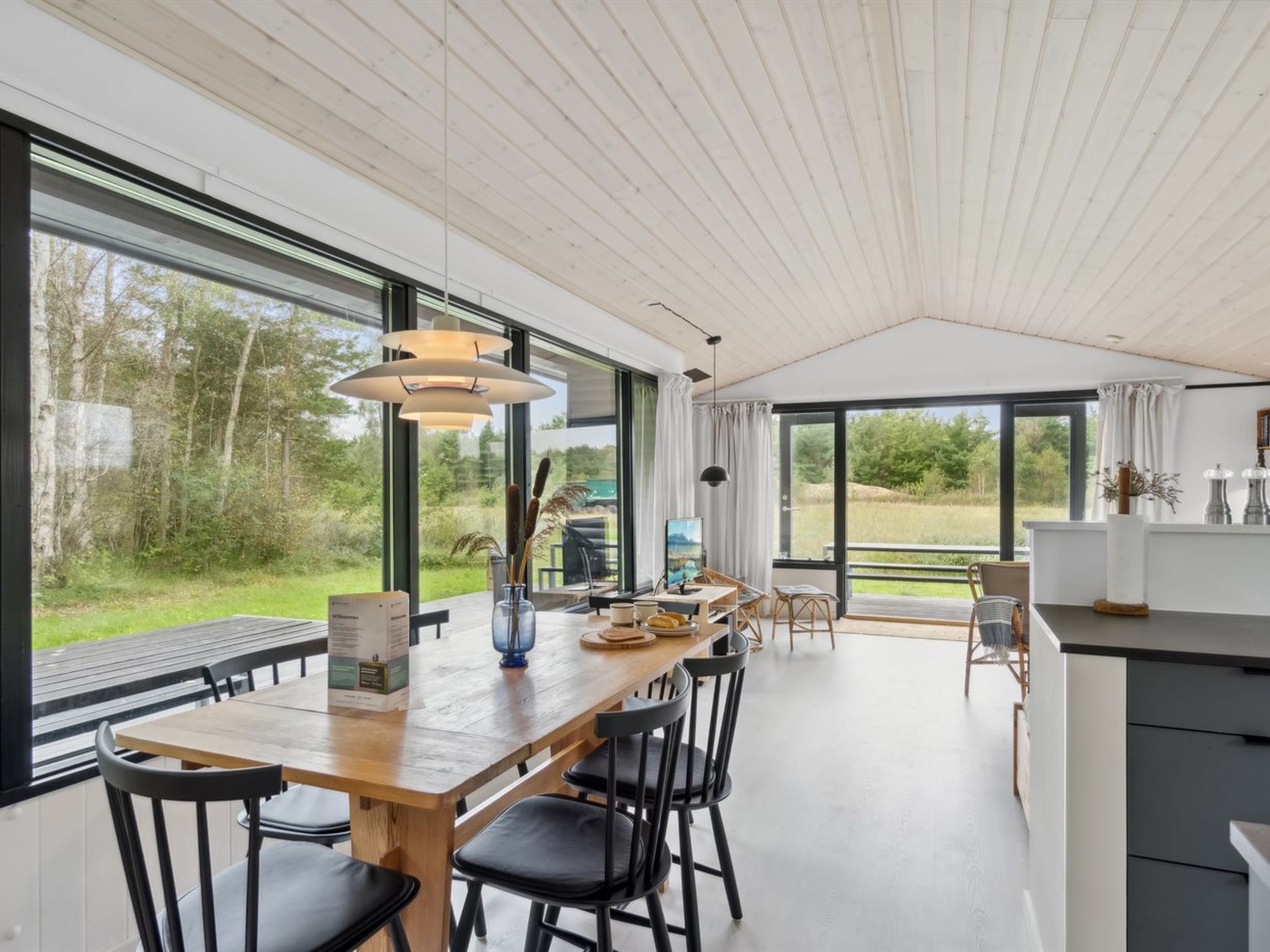 "Shayene" - 2.5km from the sea - Binnen