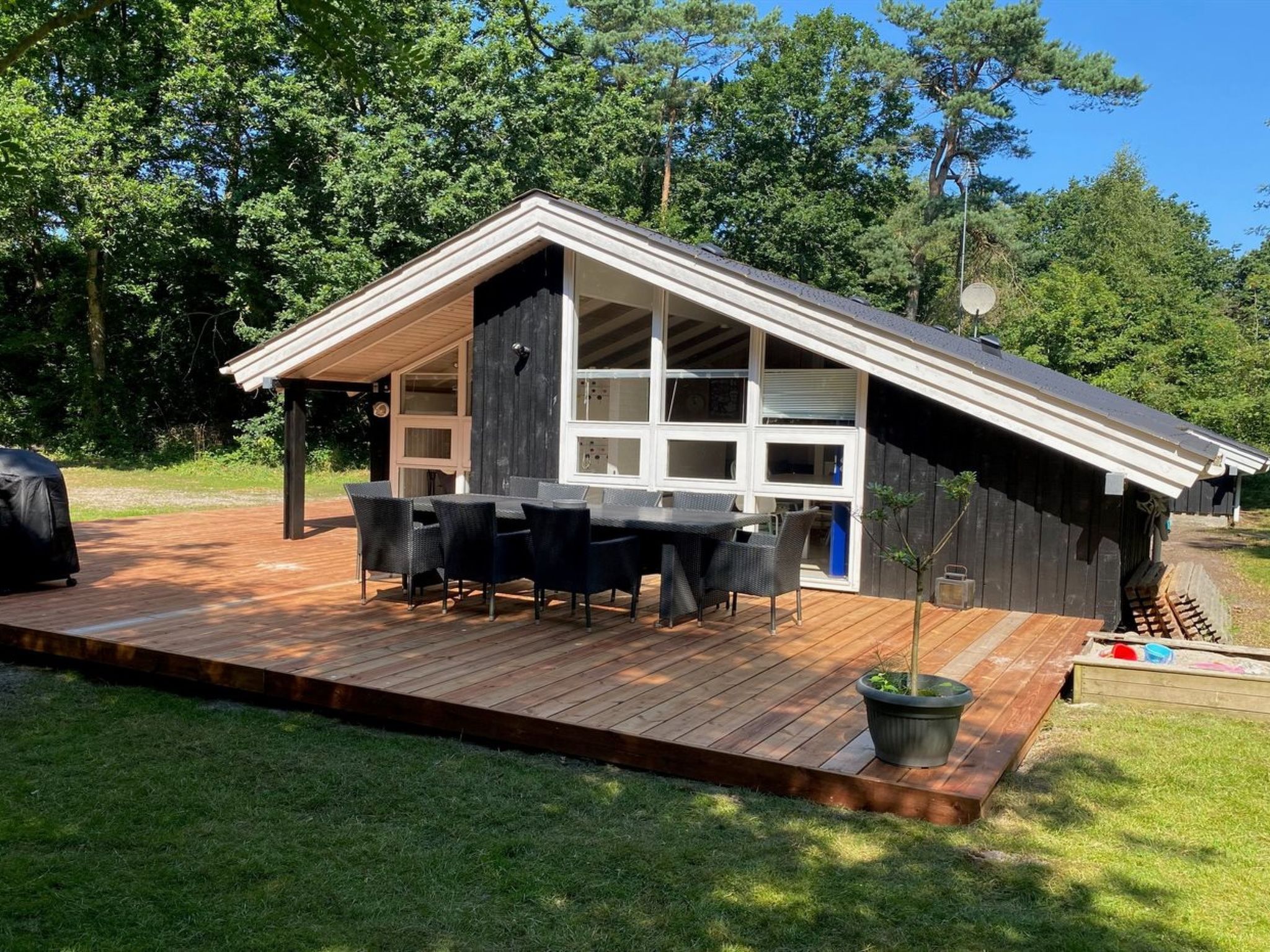 "Lovis" - 600m from the sea - Buiten