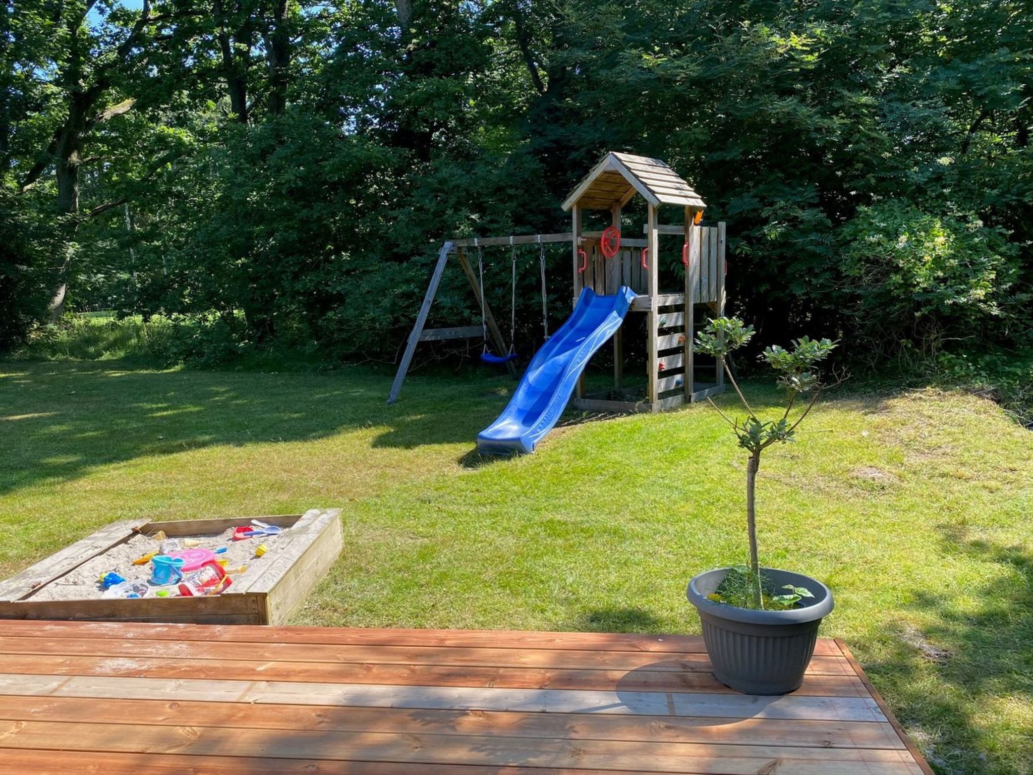 "Lovis" - 600m from the sea - Buiten
