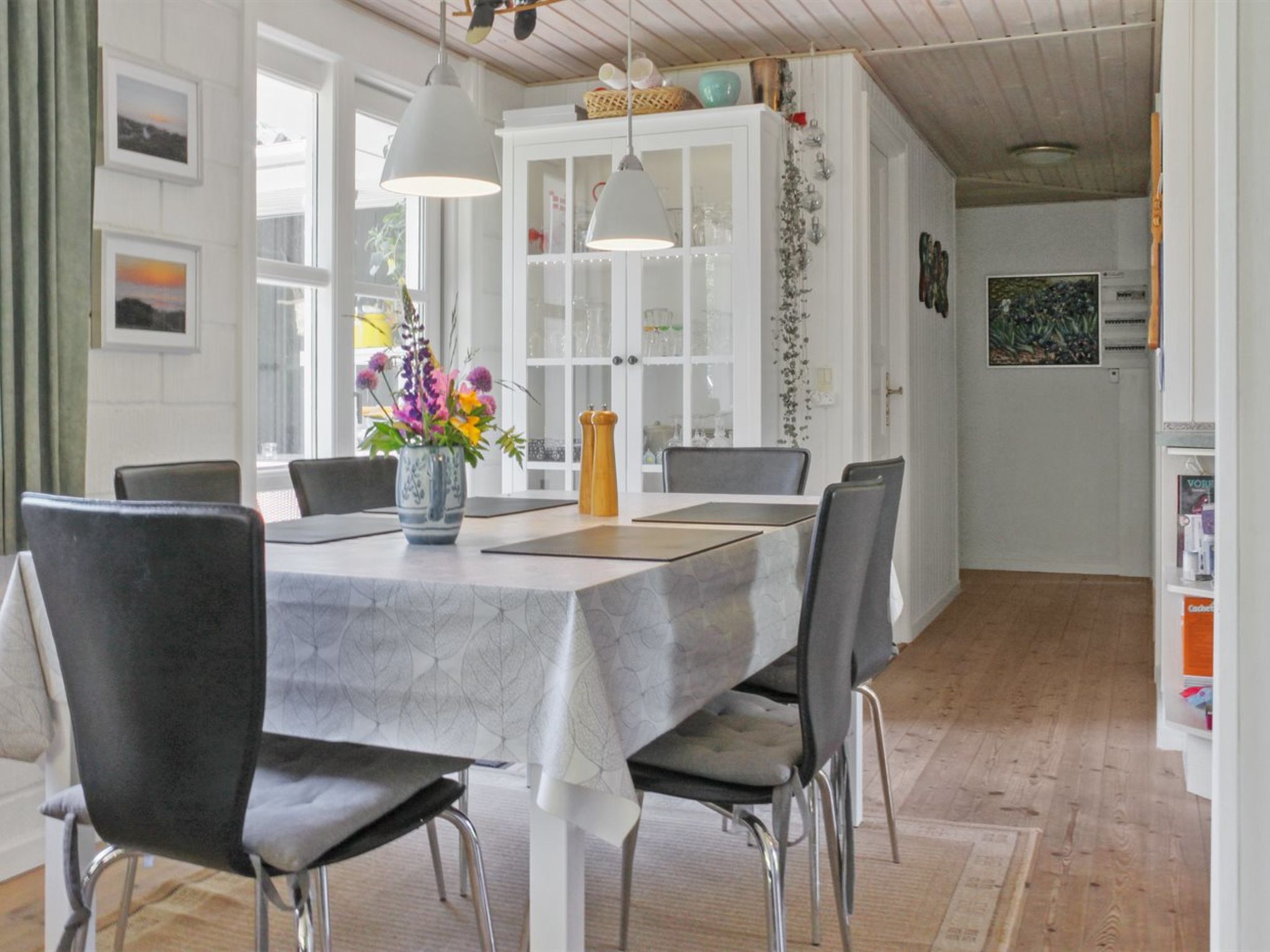 "Hartvig" - 800m from the sea - Binnen