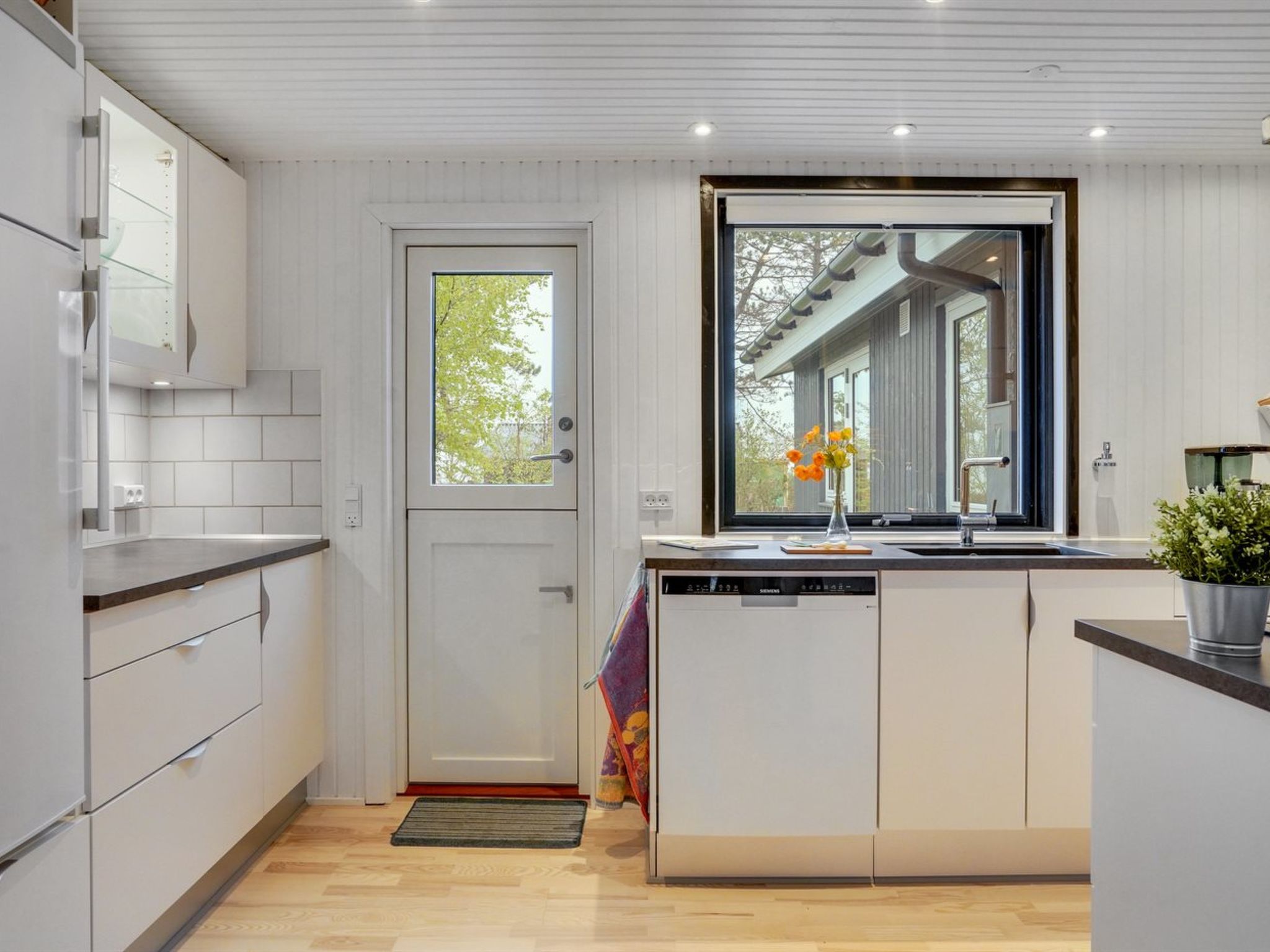 "Djuna" - 200m from the sea - Binnen