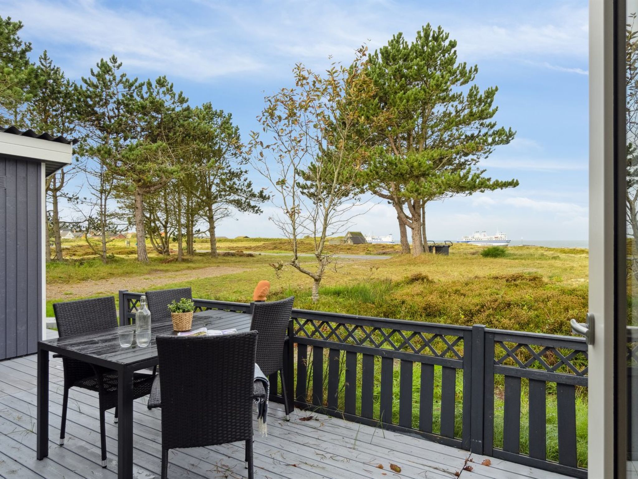 "Djuna" - 200m from the sea - Buiten