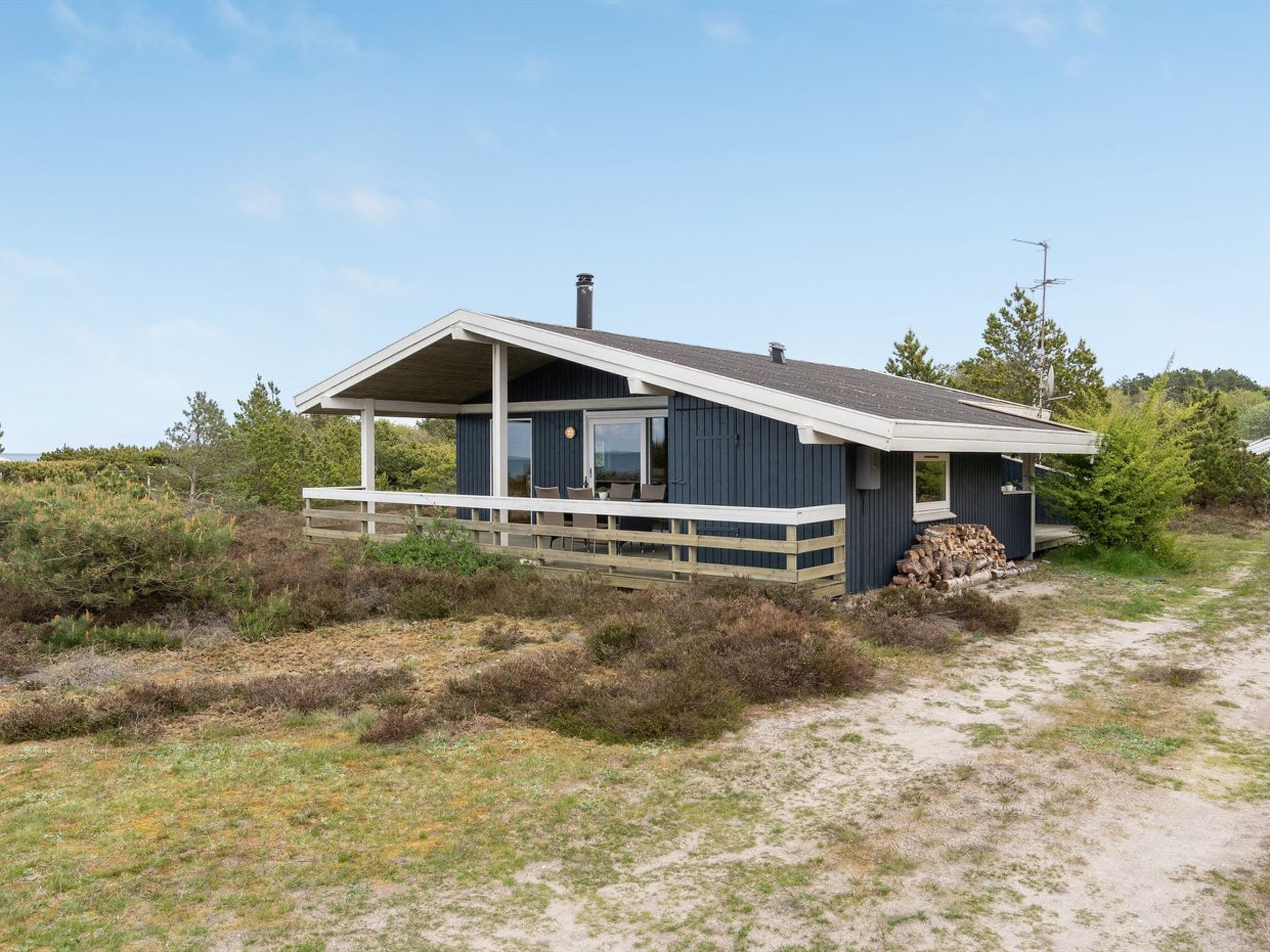 "Arun" - 150m from the sea