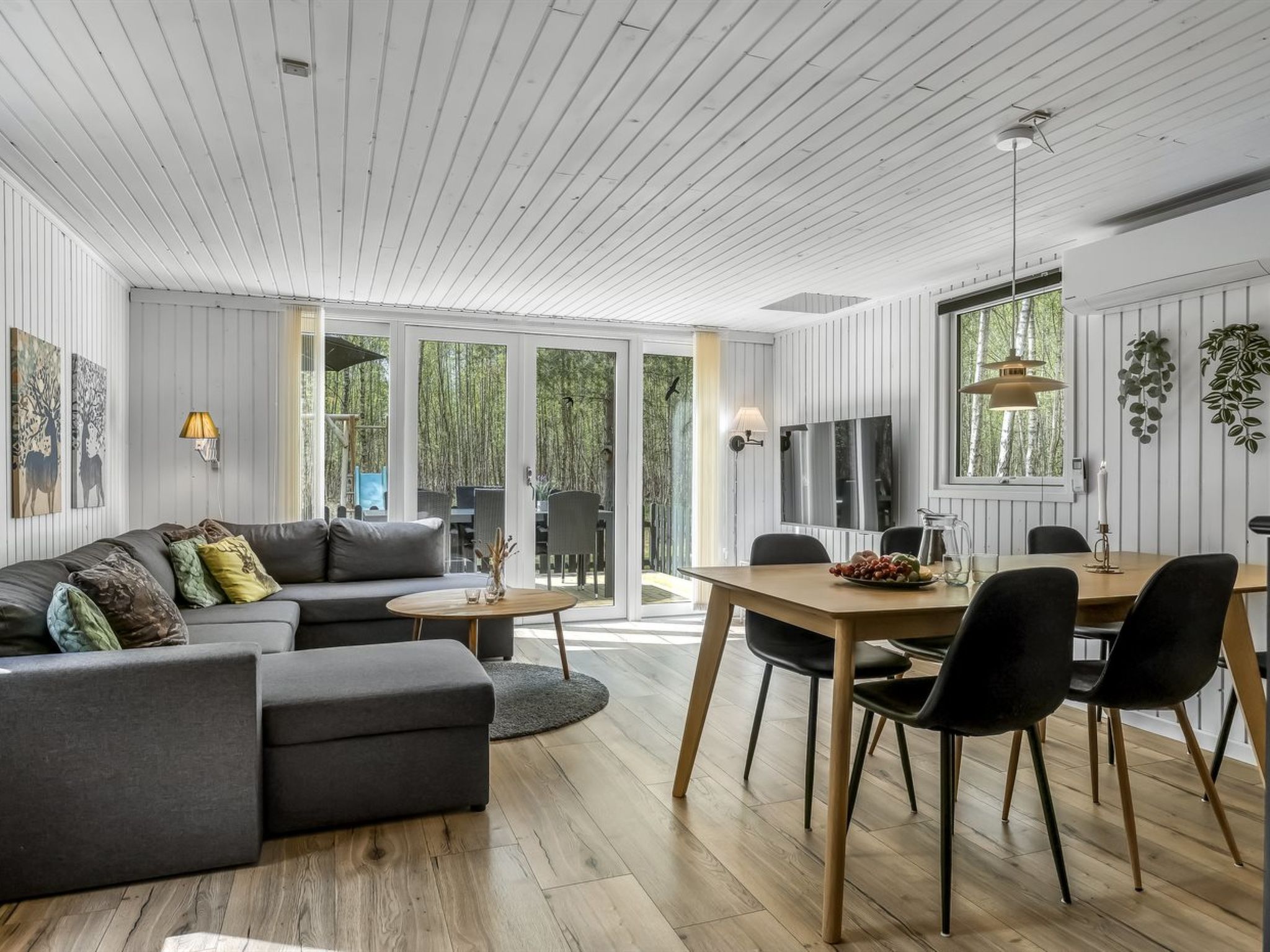 "Tellervo" - 1.5km from the sea-Binnen