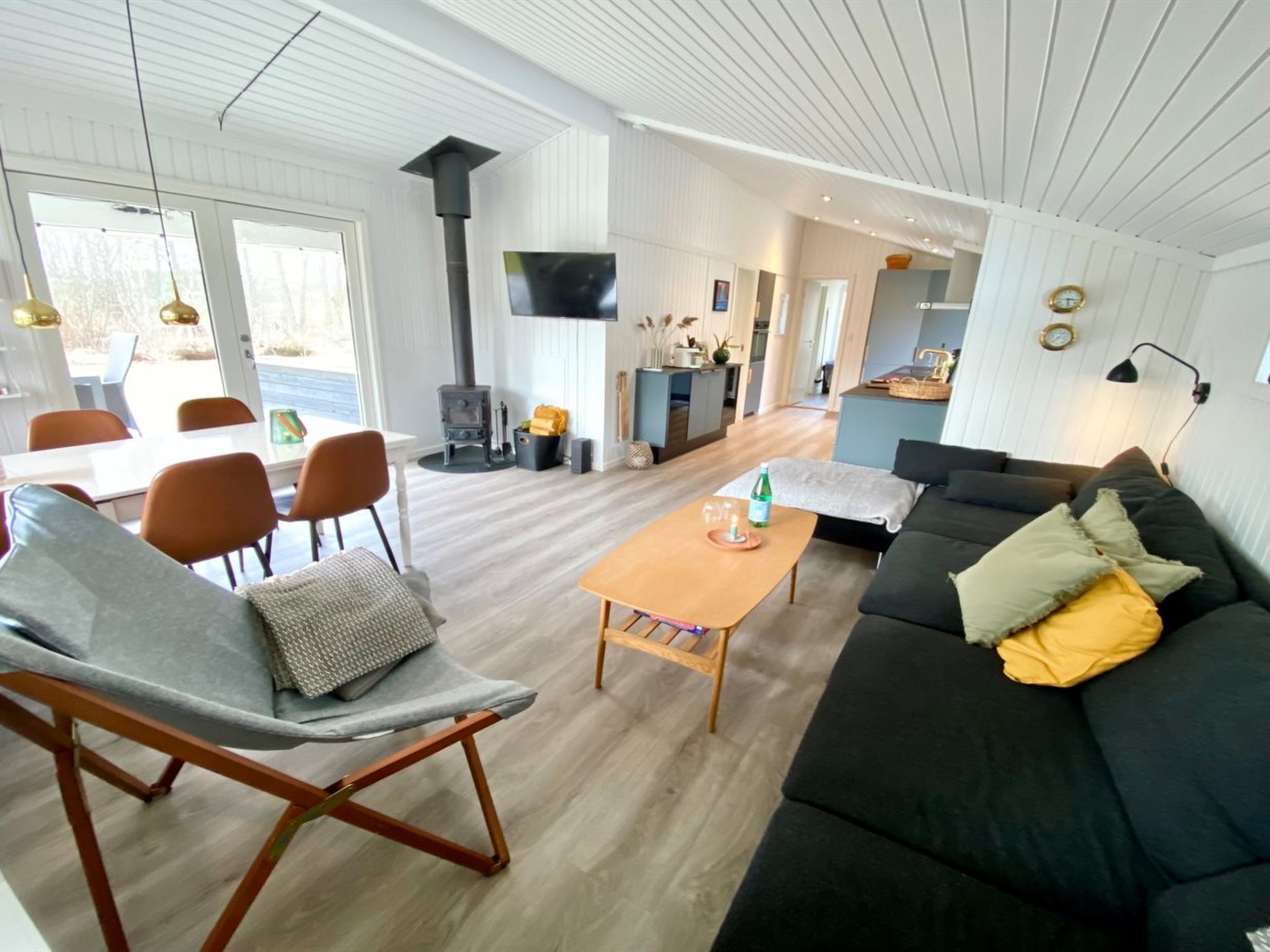 "Aldina" - 1.6km from the sea - Binnen