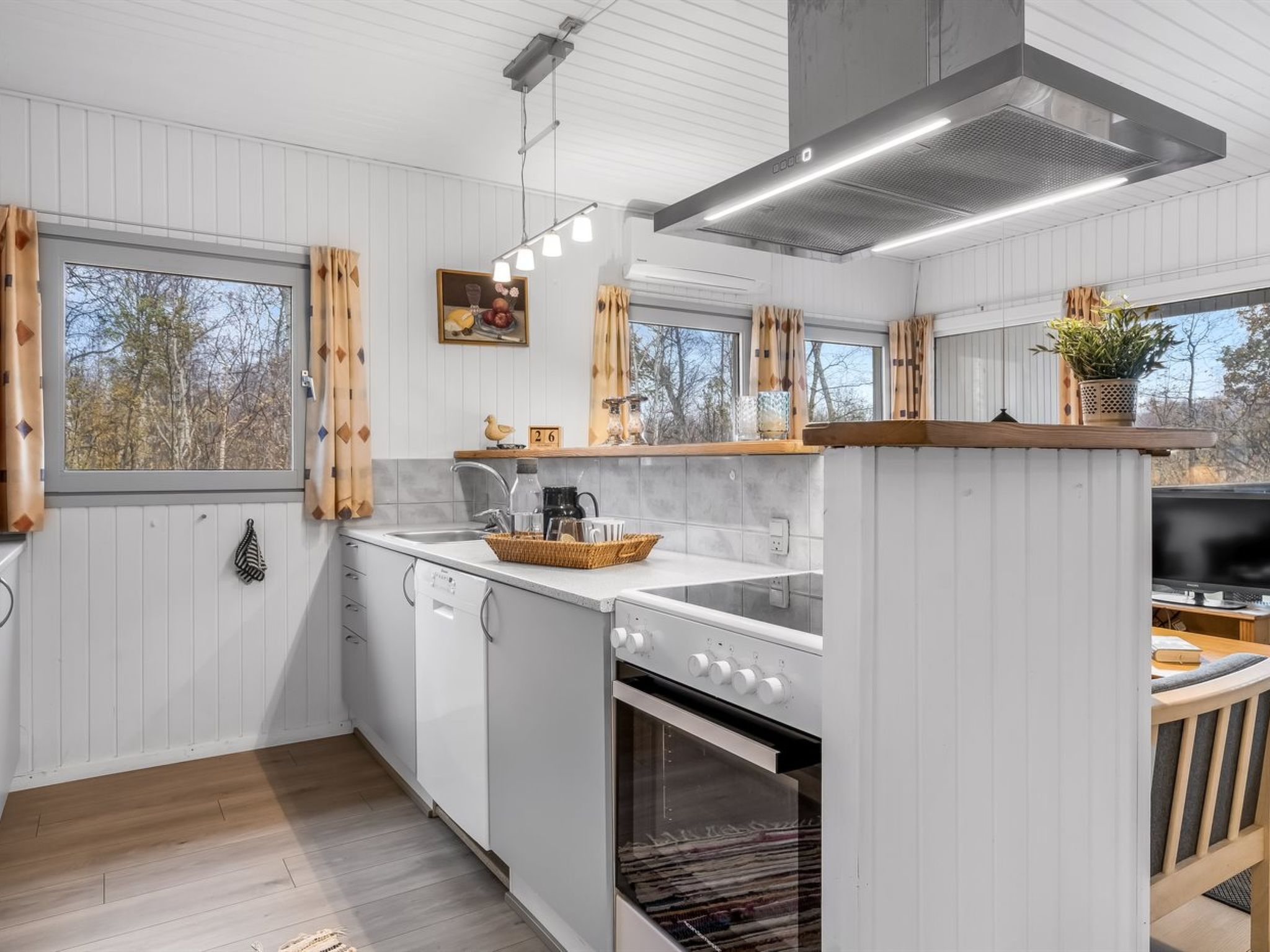 "Lonneke" - 800m from the sea