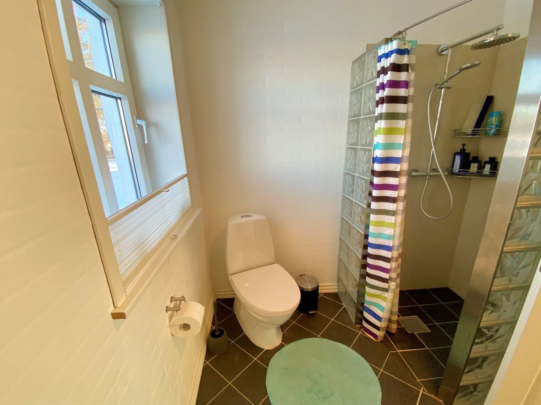 "Kora" - 2km from the sea-Binnen