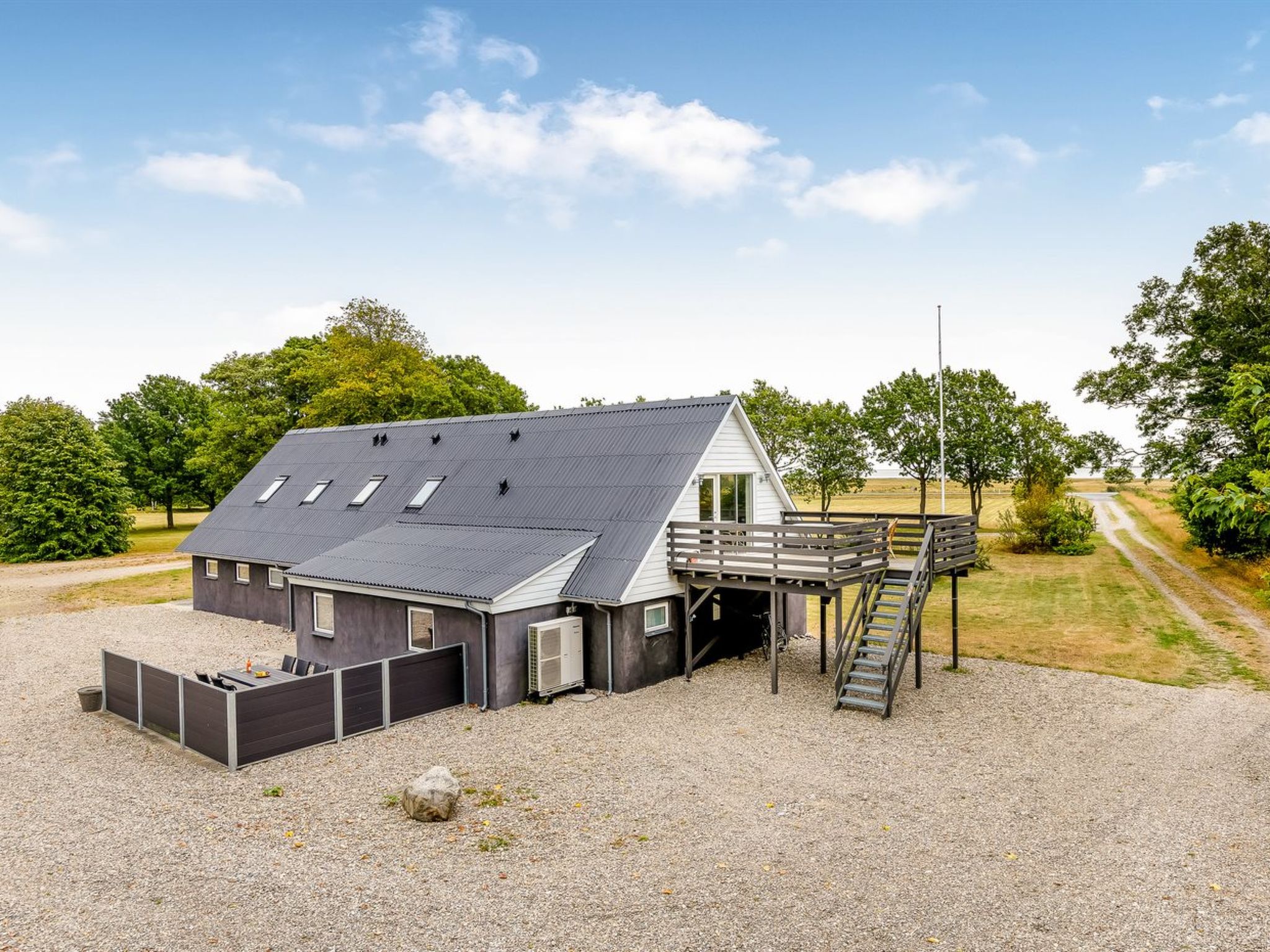 "Ilsebeth" - 400m from the sea - Outside
