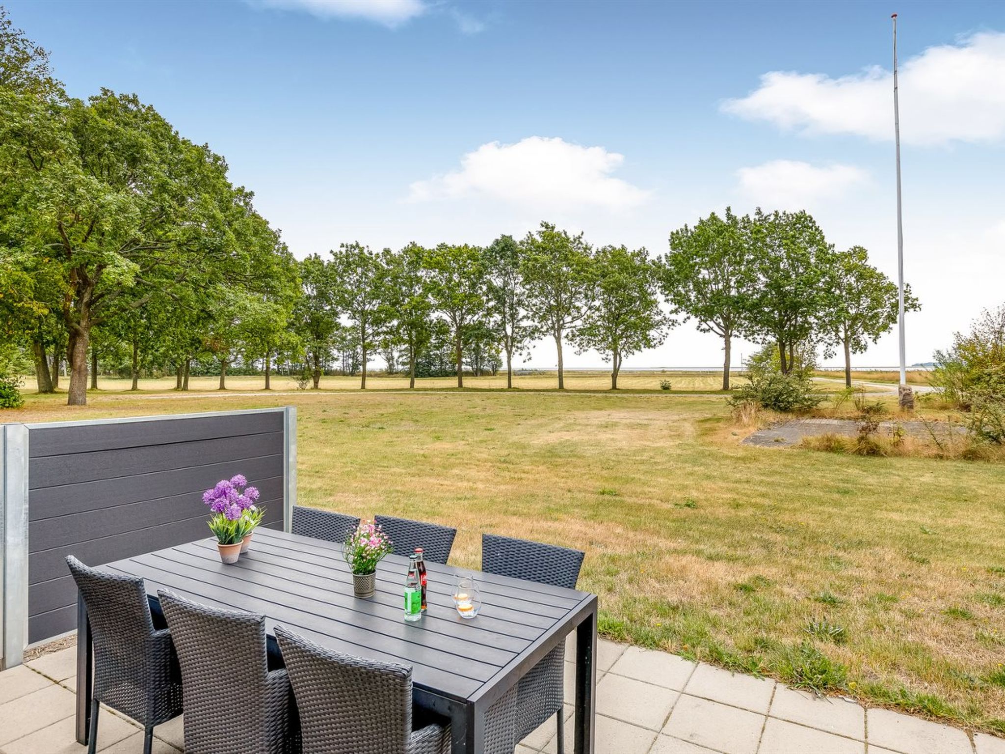 "Ilsebeth" - 400m from the sea - Outside