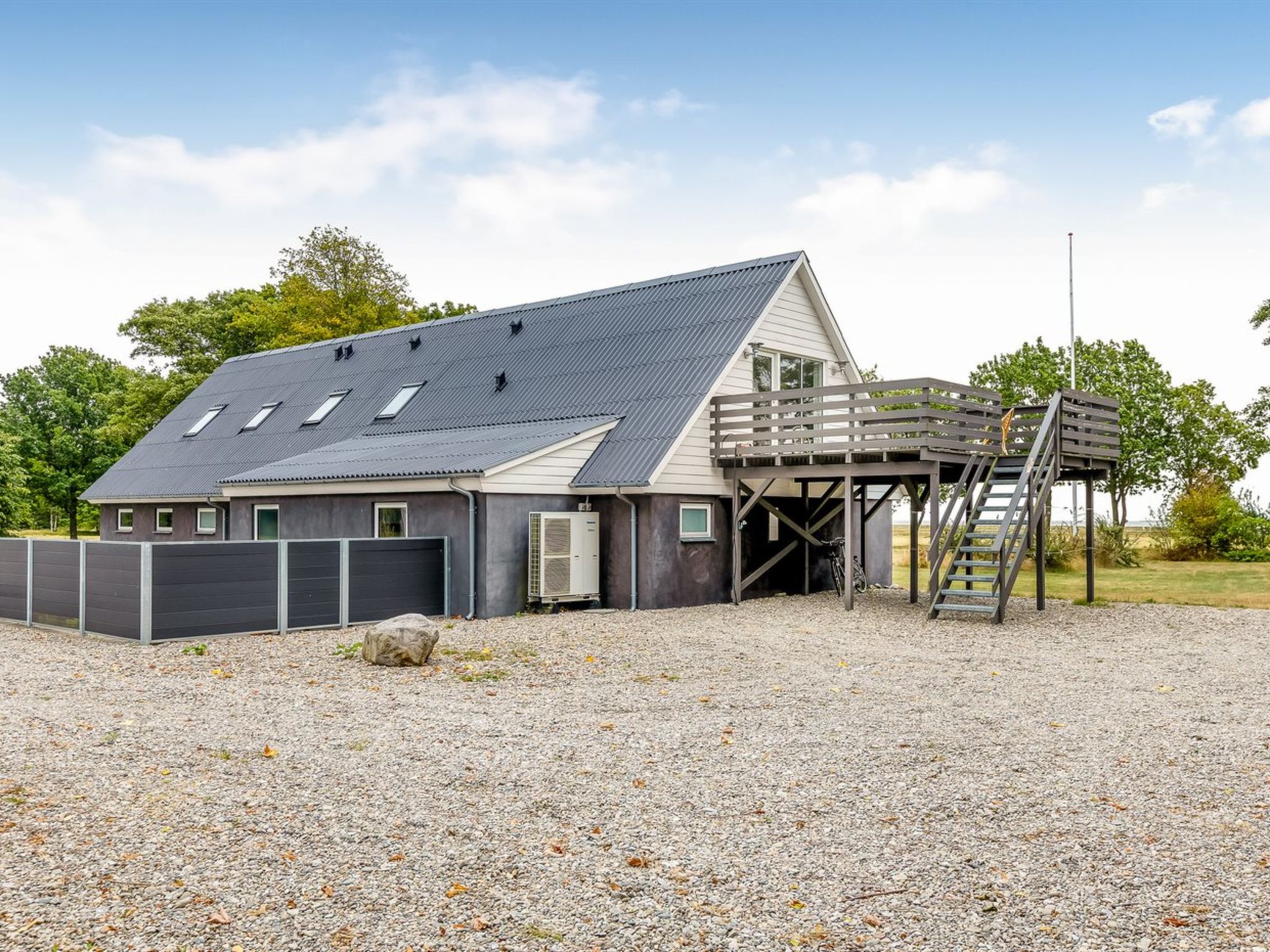 "Ilsebeth" - 400m from the sea - Outside