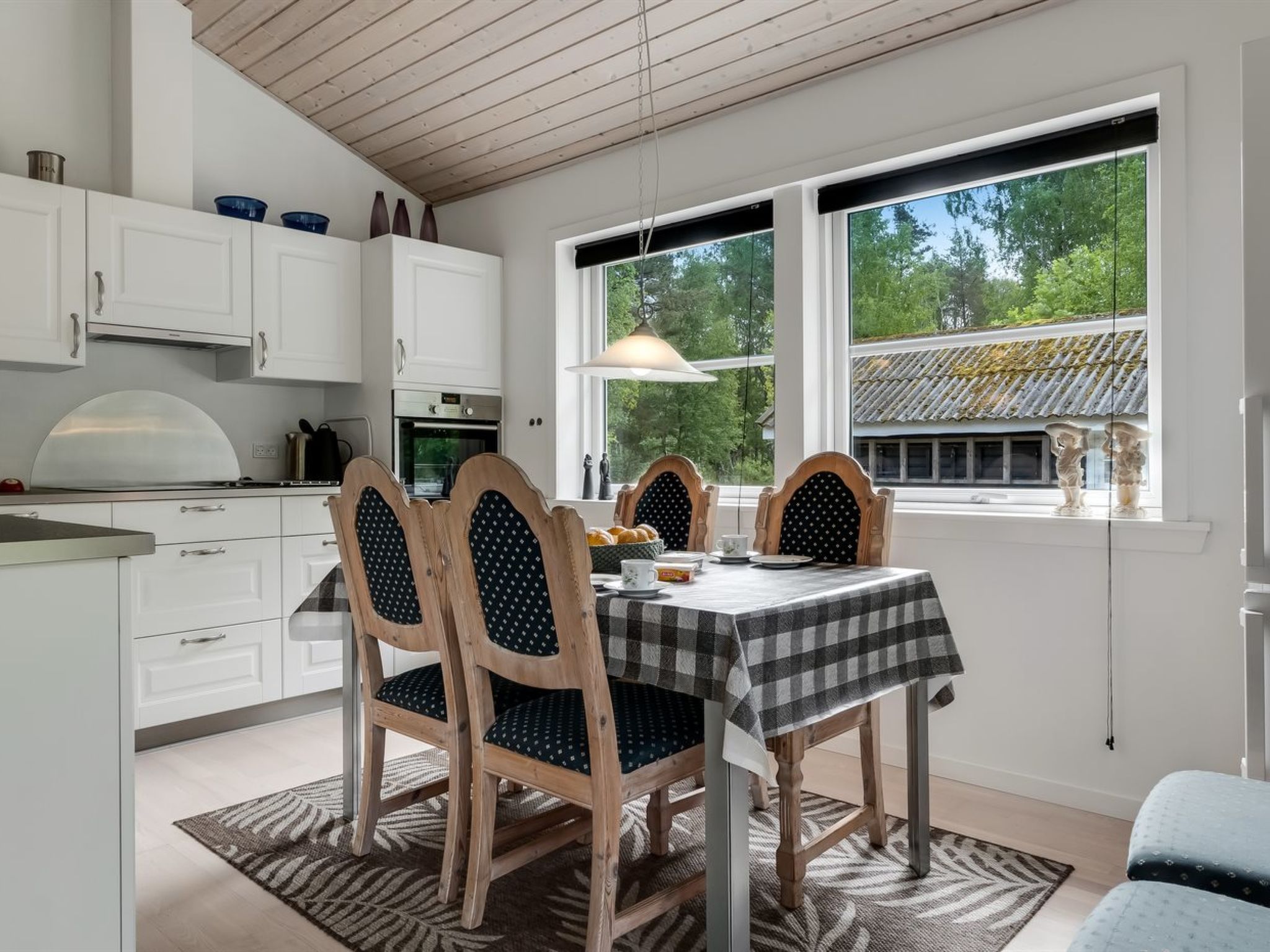 "Bæver" - 1km from the sea-Binnen